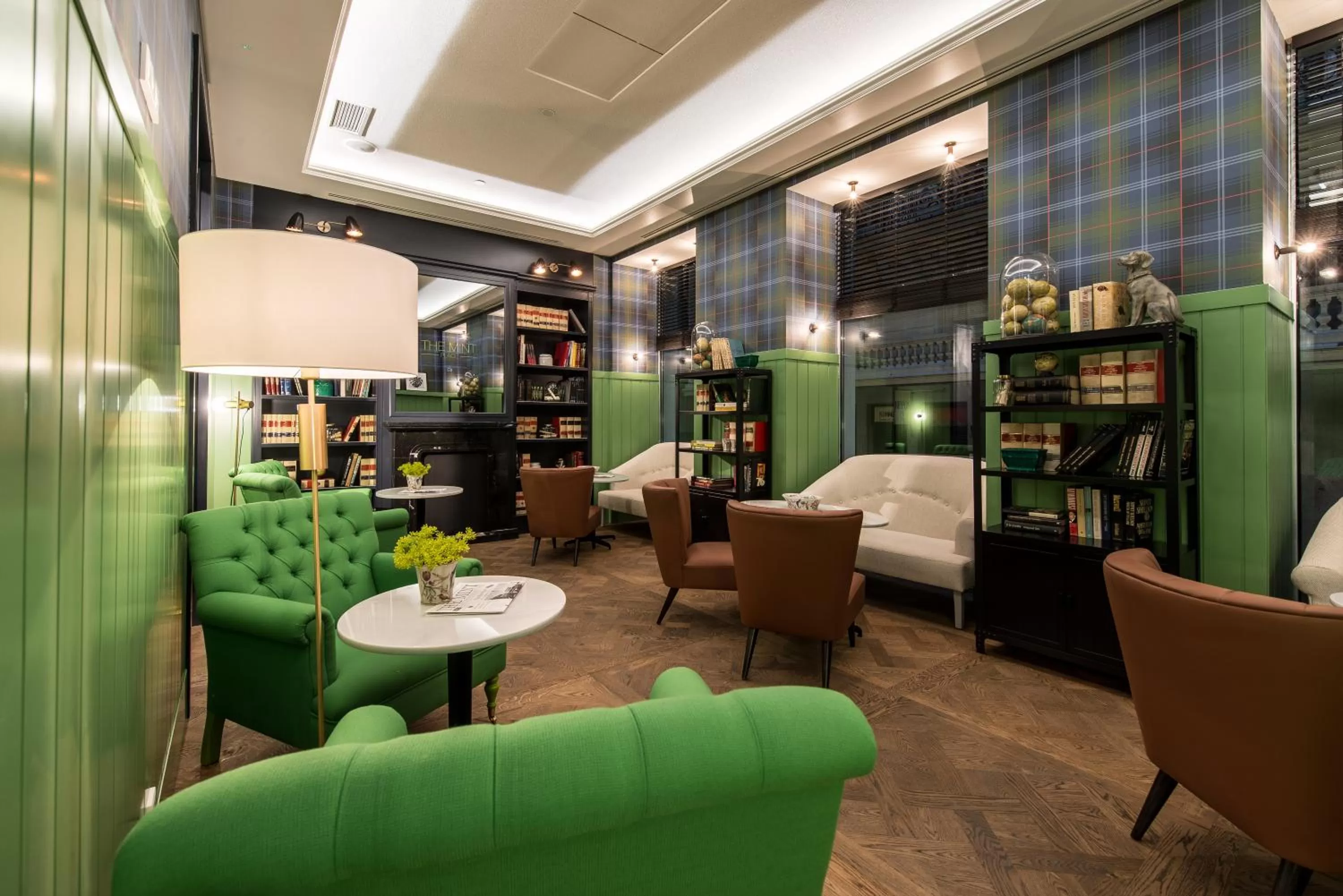 Library in Vincci The Mint