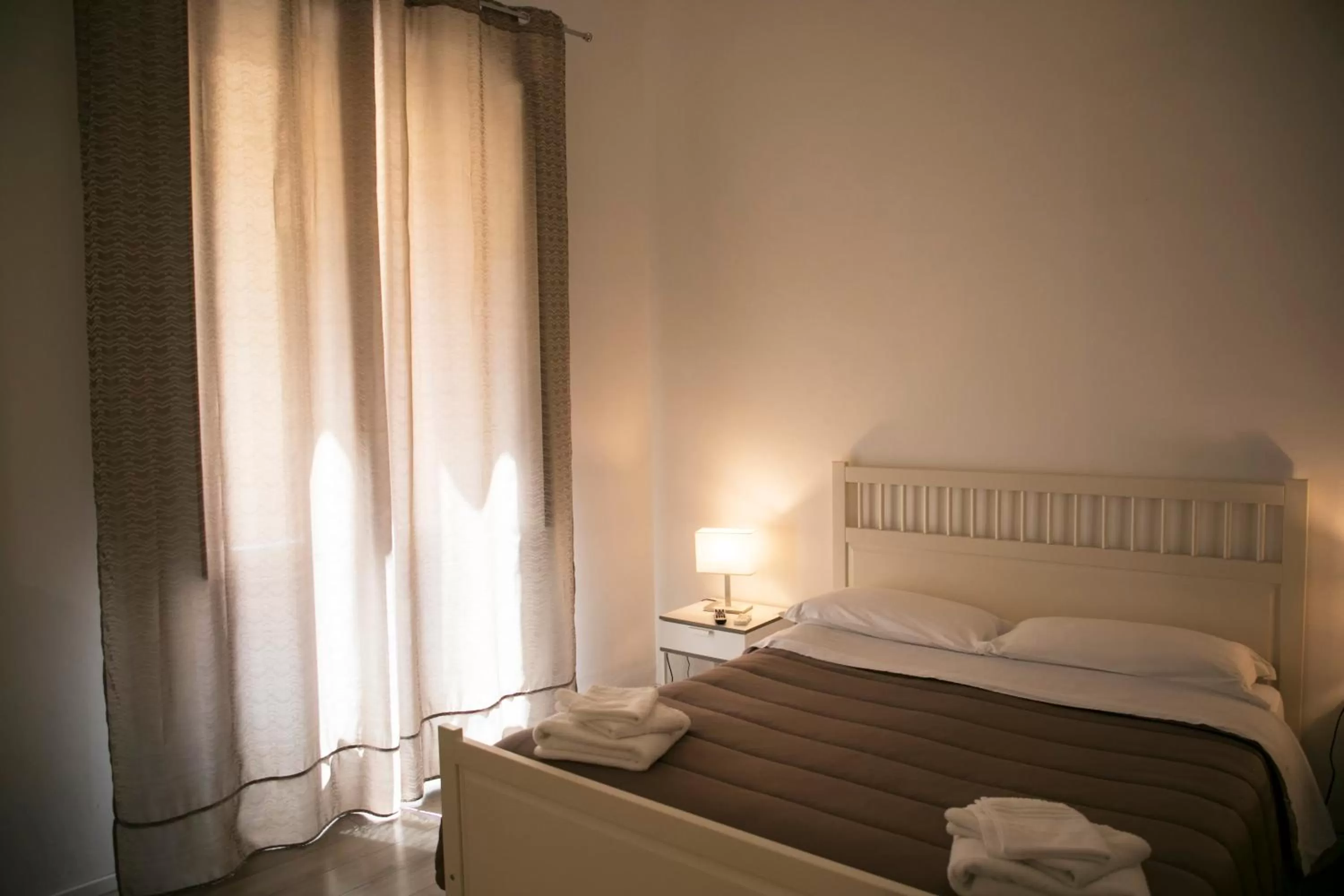Photo of the whole room, Bed in B&B Barone Sieri Pepoli