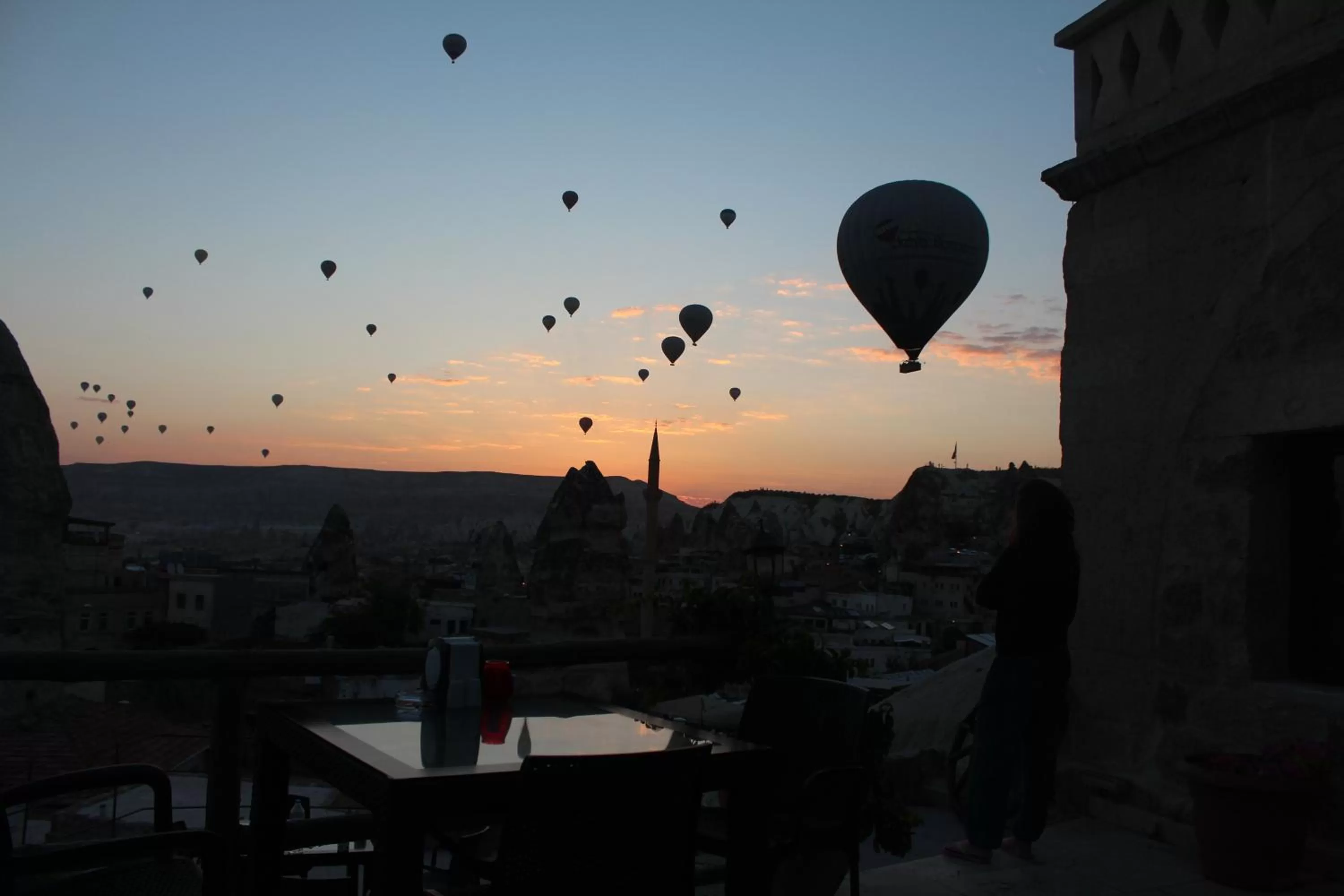 Balcony/Terrace in Shoestring Cave House