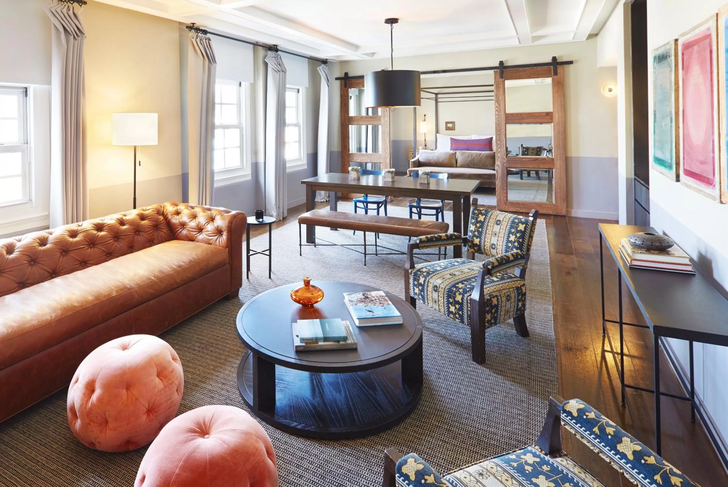 Living room in The Hollywood Roosevelt