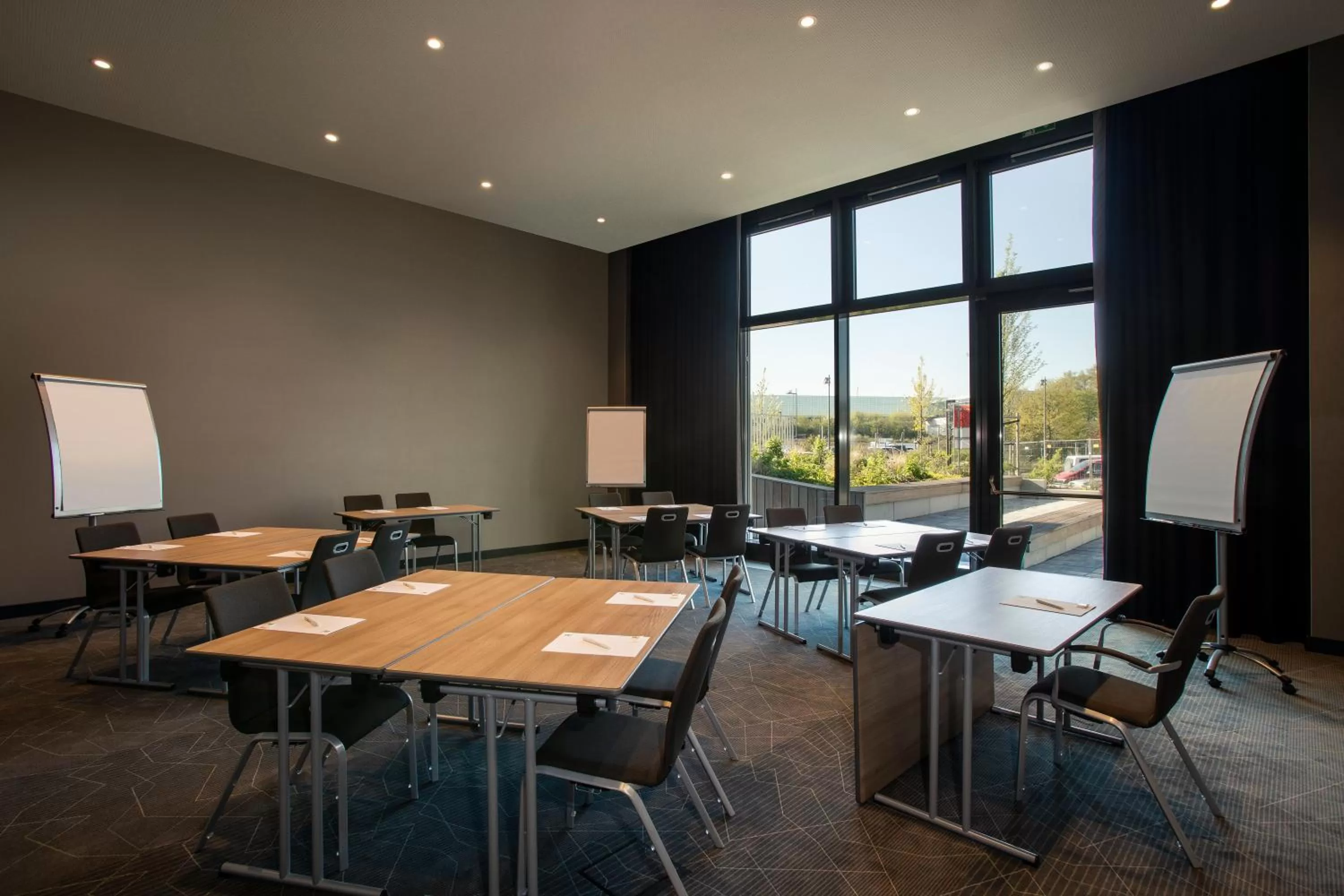 Meeting/conference room in Holiday Inn Frankfurt Airport by IHG