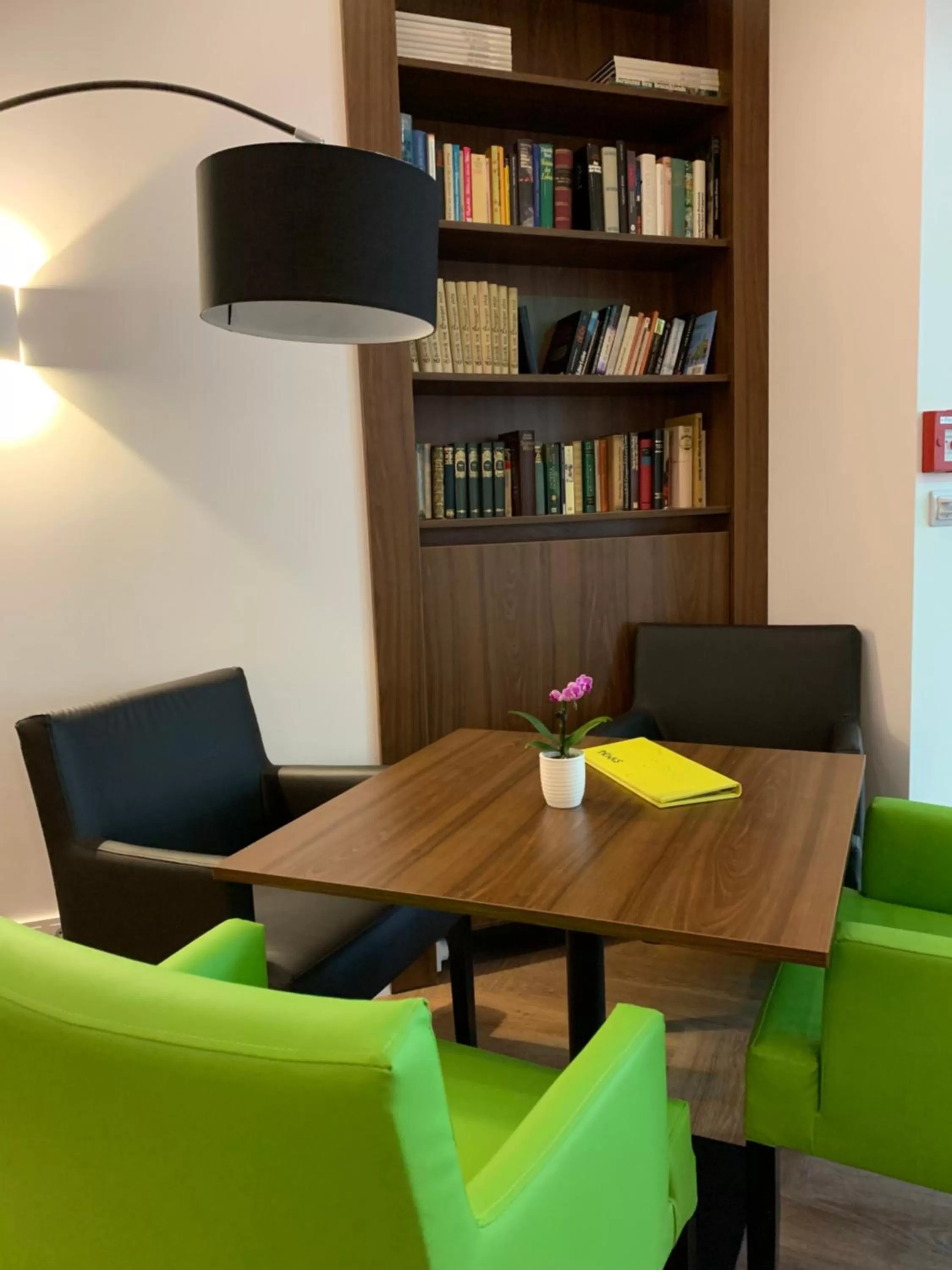 Lobby or reception in Behringers City Hotel Nürnberg