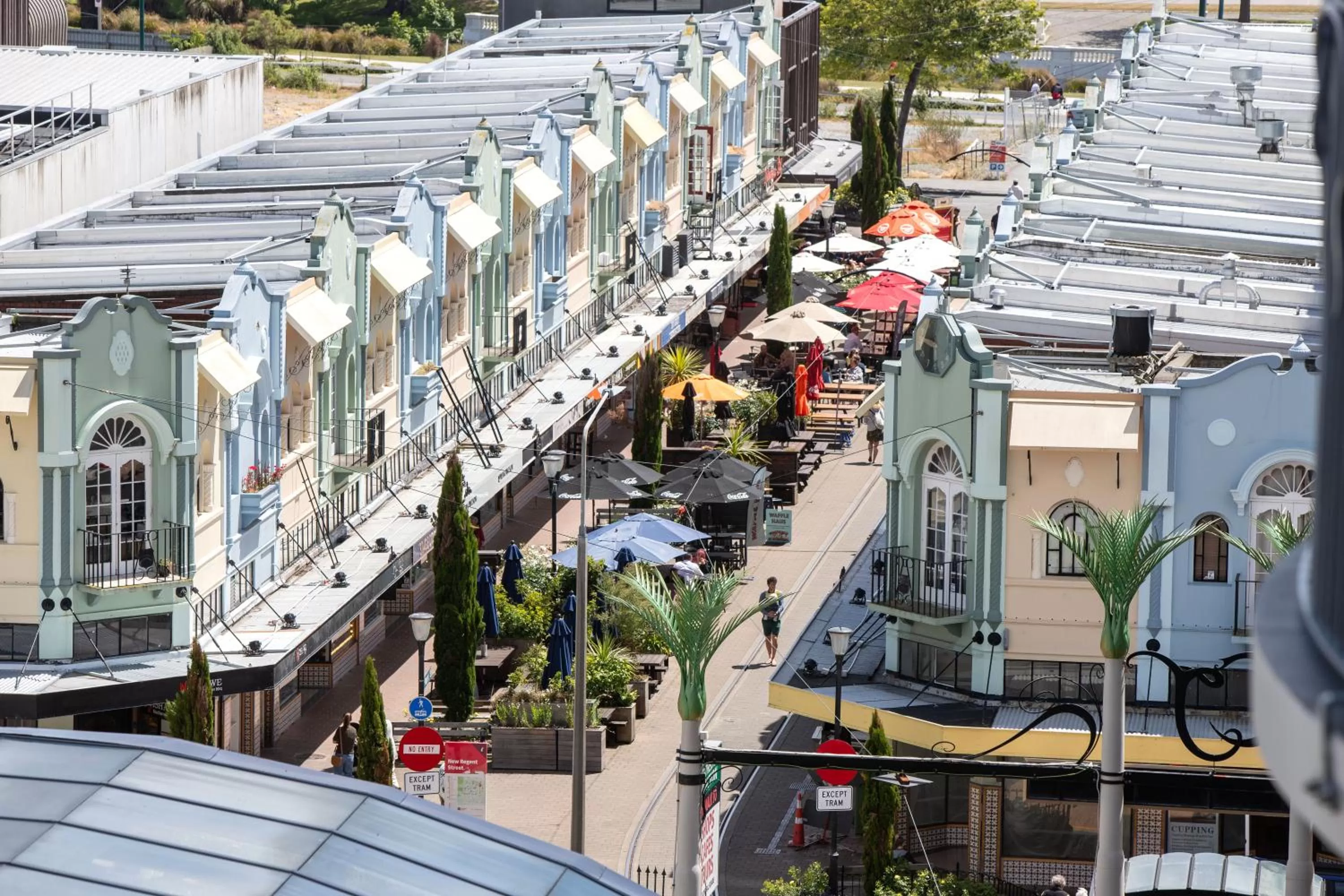 Nearby landmark in Hotel 115