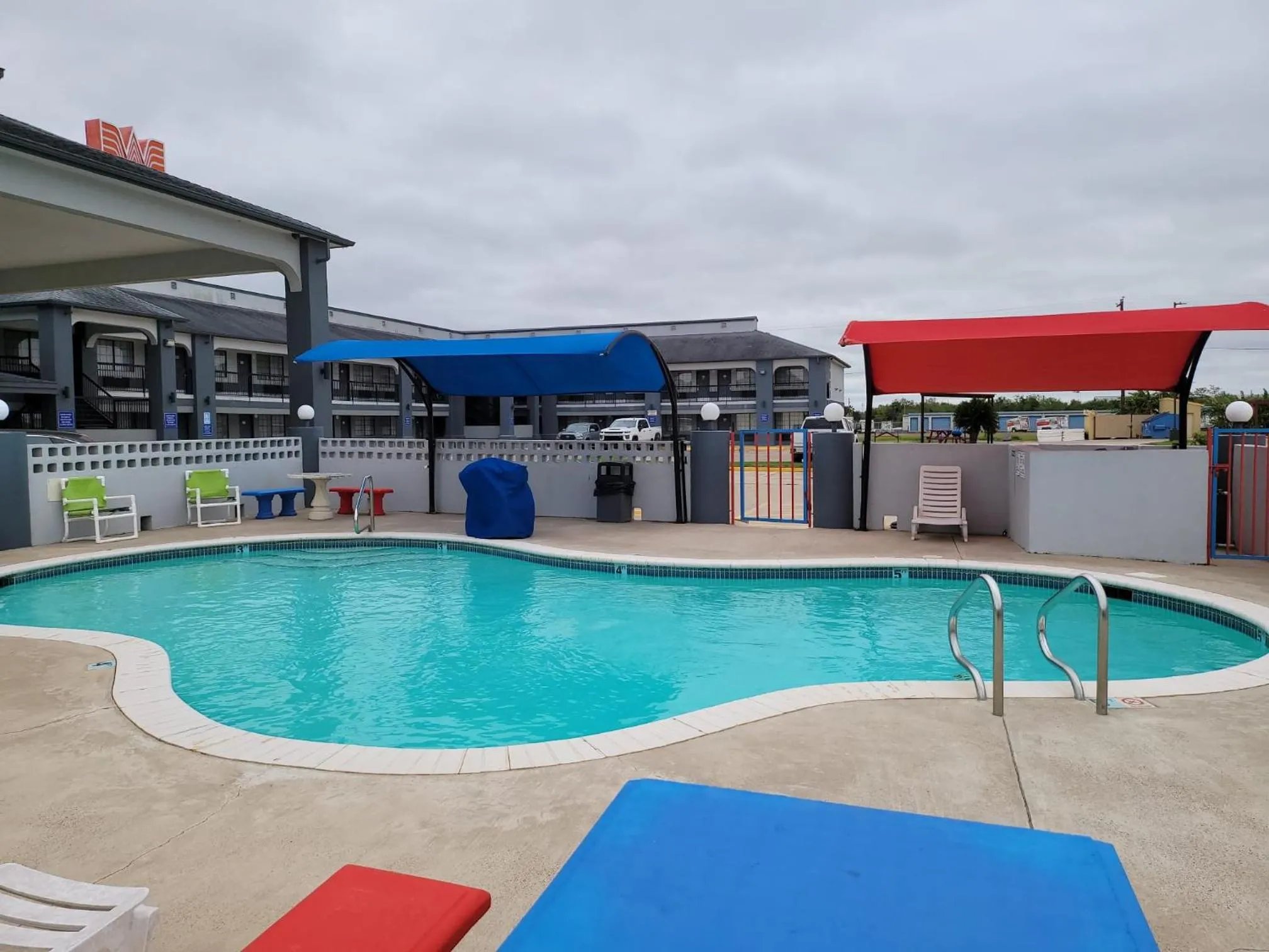 Texas Inn and Suites Raymondville