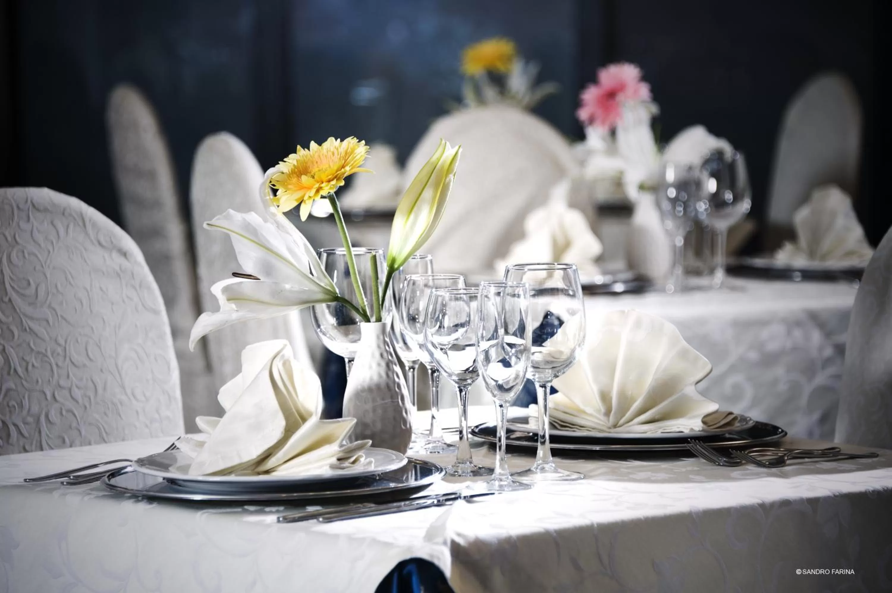 Restaurant/places to eat in Accord Le Rose