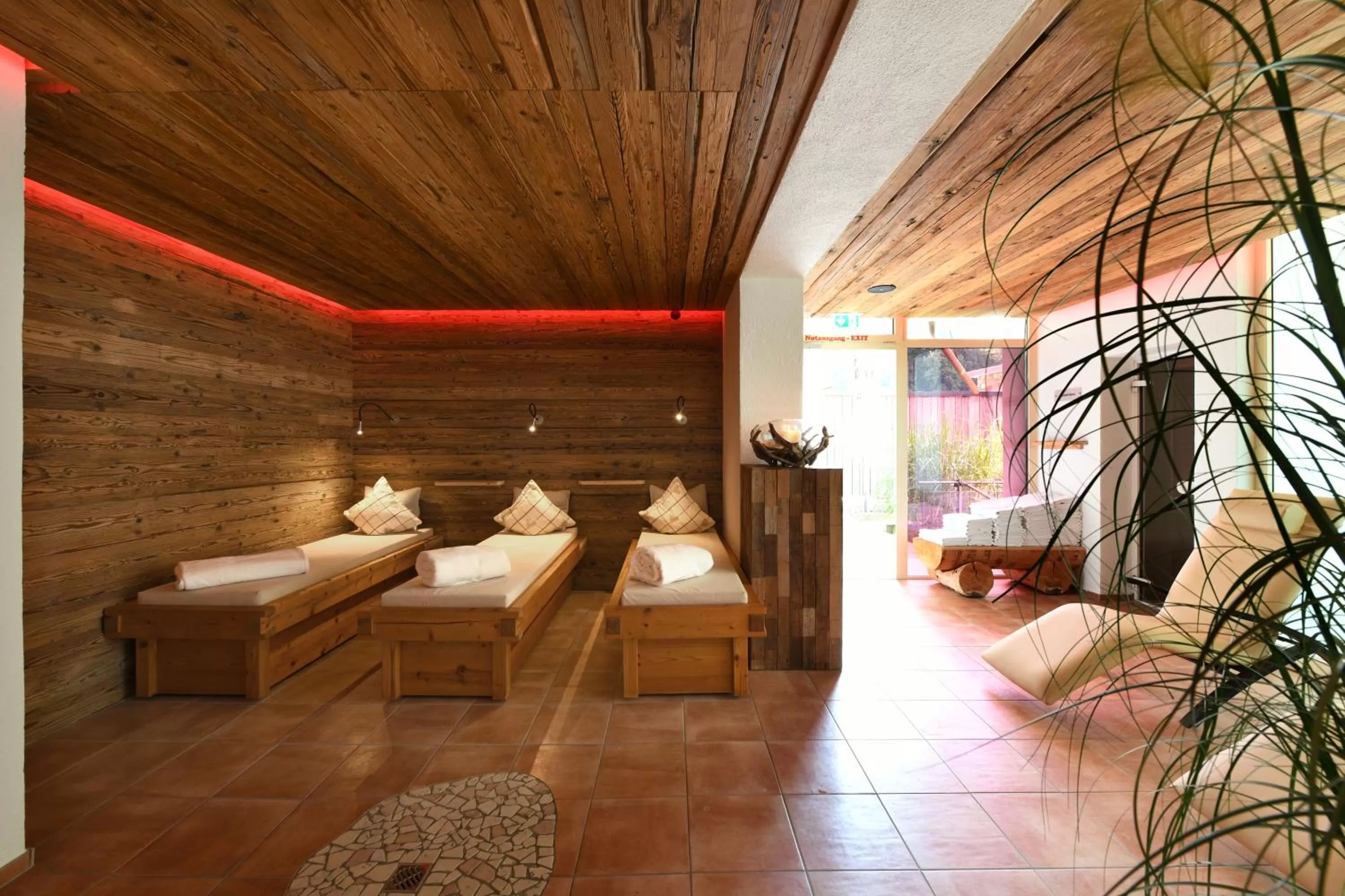 Bed in Hotel St Hubertus