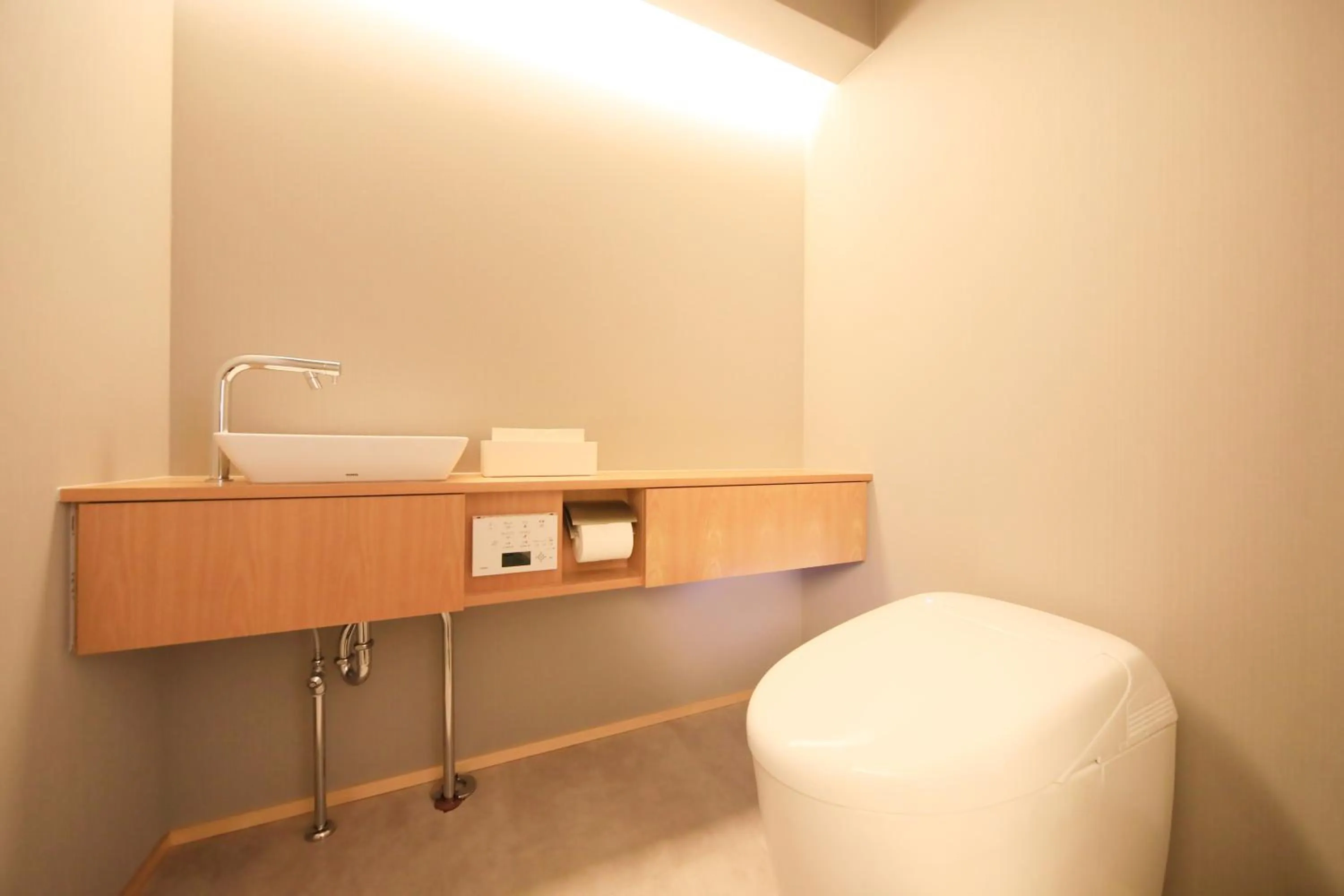 Toilet in Fuji Onsenji Yumedono