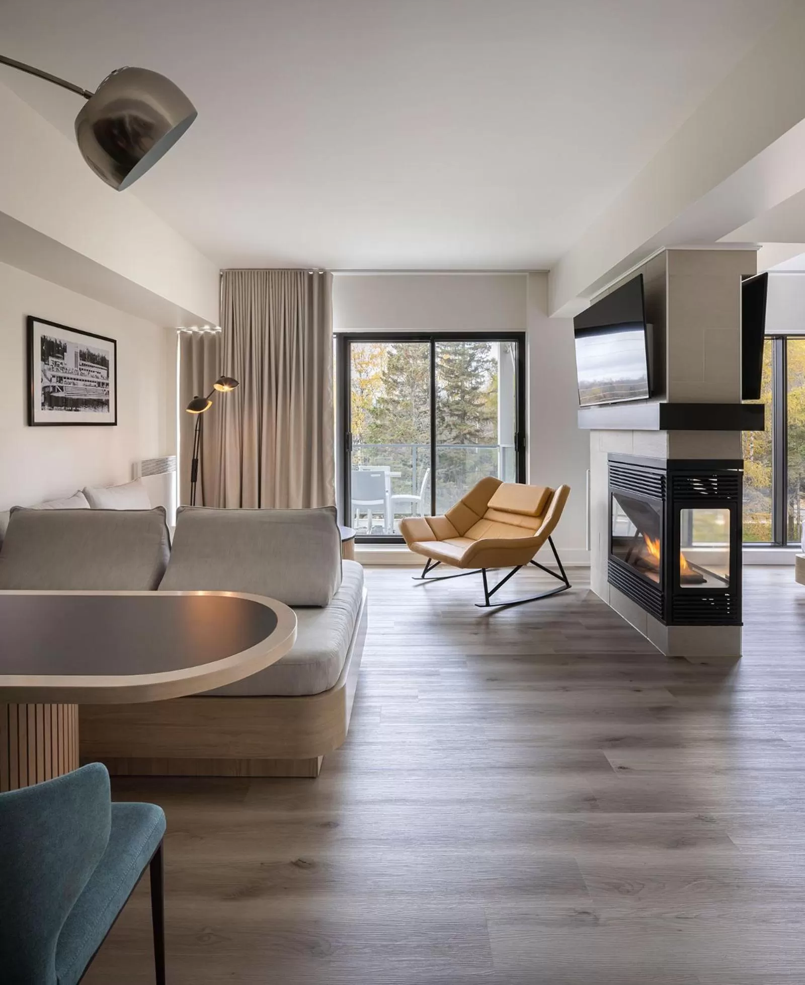 Living room, Bed in Estérel Resort