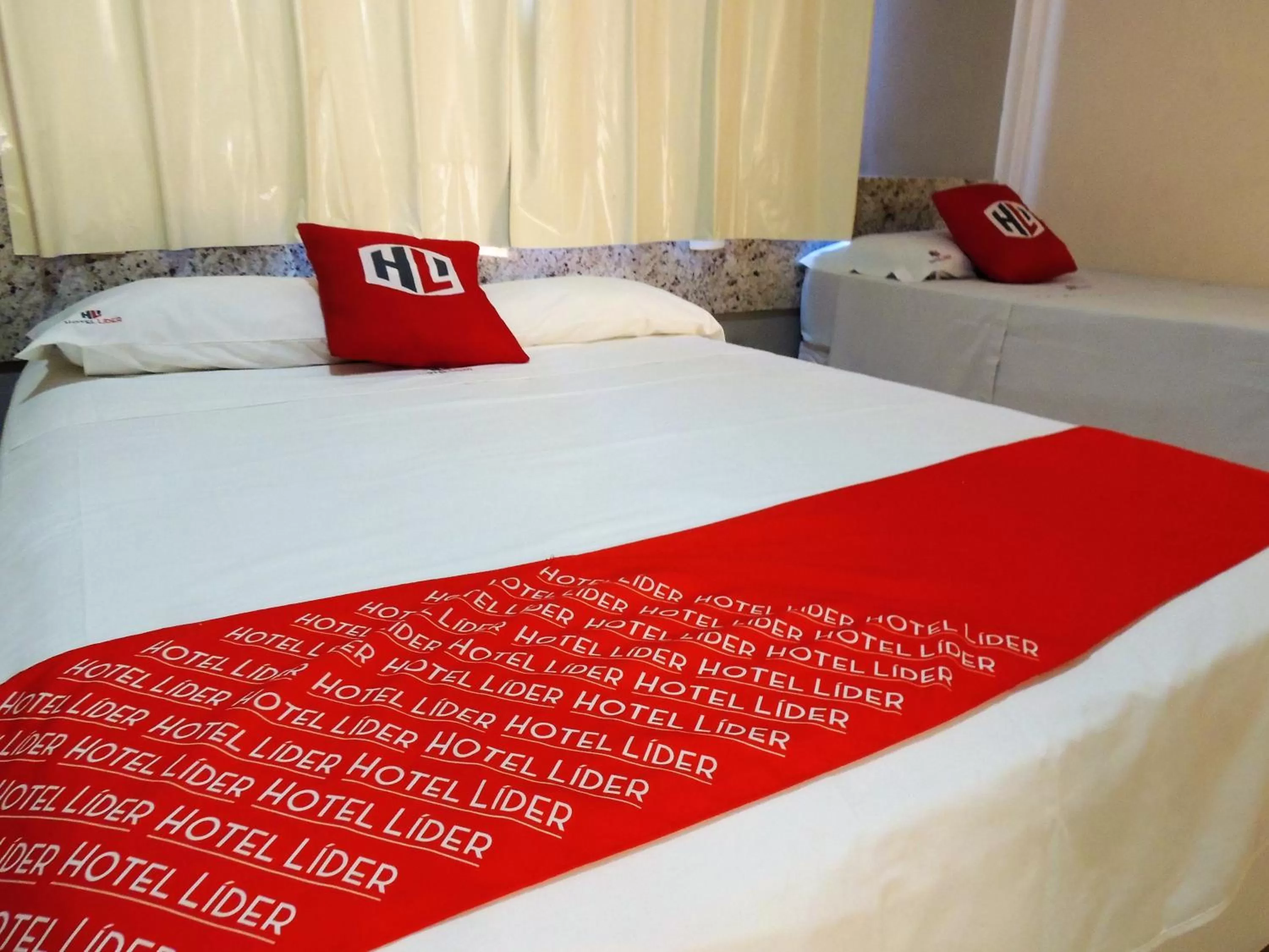 Bedroom, Bed in Hotel Líder