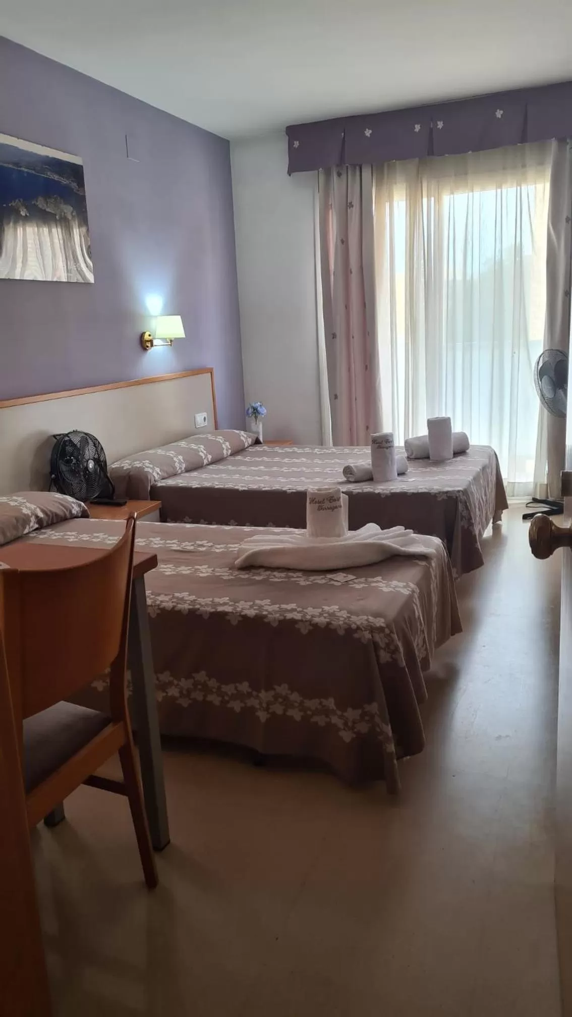 Photo of the whole room in Hotel Cosmos Tarragona