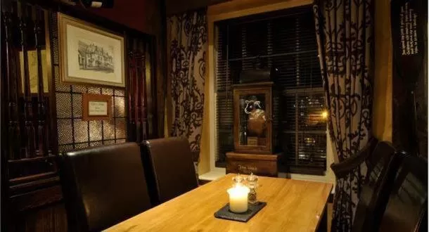 Lounge or bar in The Bird In Hand Inn, Witney