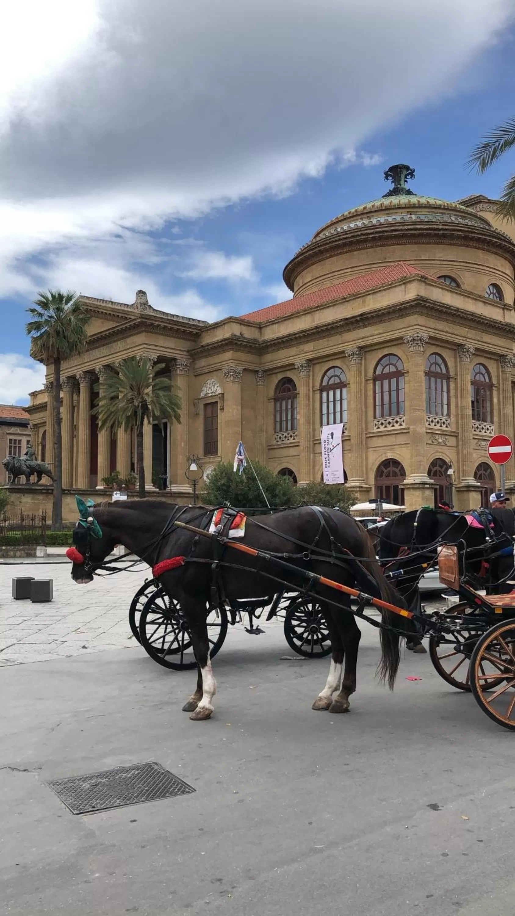 Nearby landmark in Liberty Palace