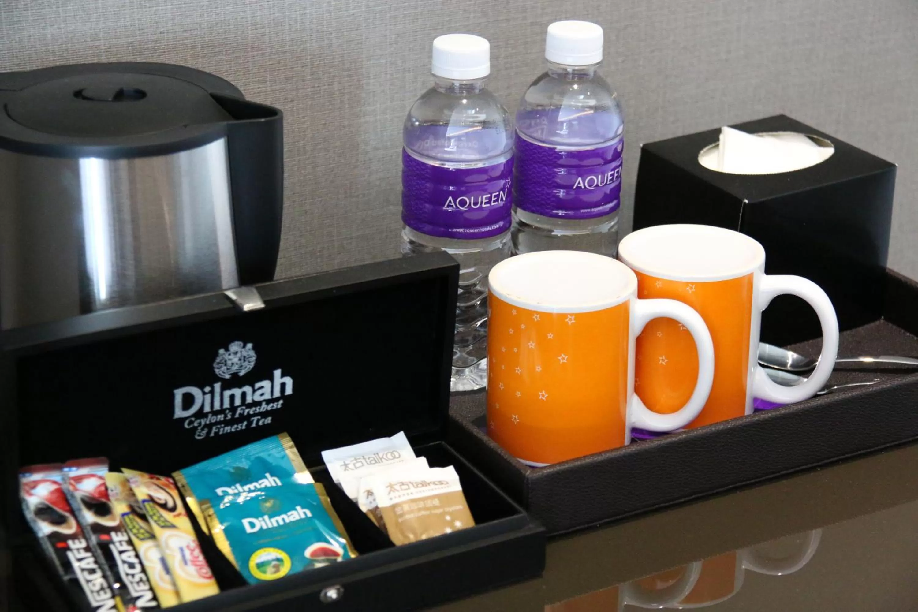 Coffee/tea facilities in Aqueen Hotel Paya Lebar