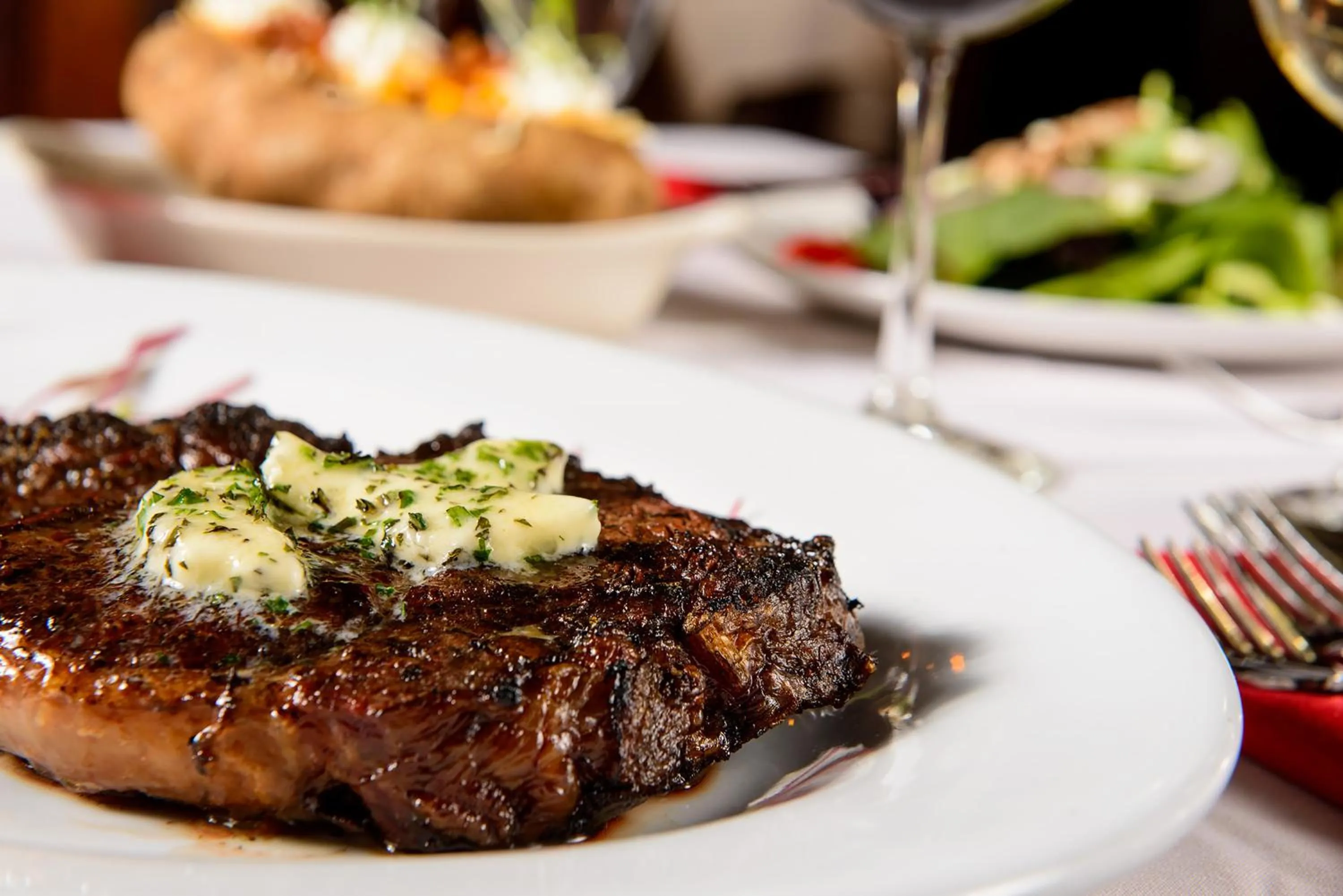 Restaurant/places to eat in The Towers at The Kahler Grand