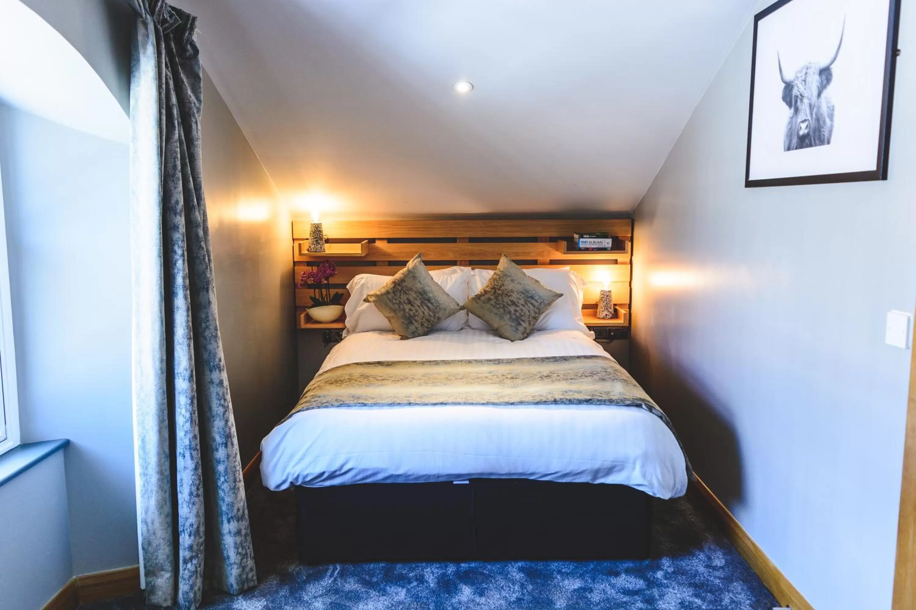 Bedroom, Bed in MONO Suites Old Town