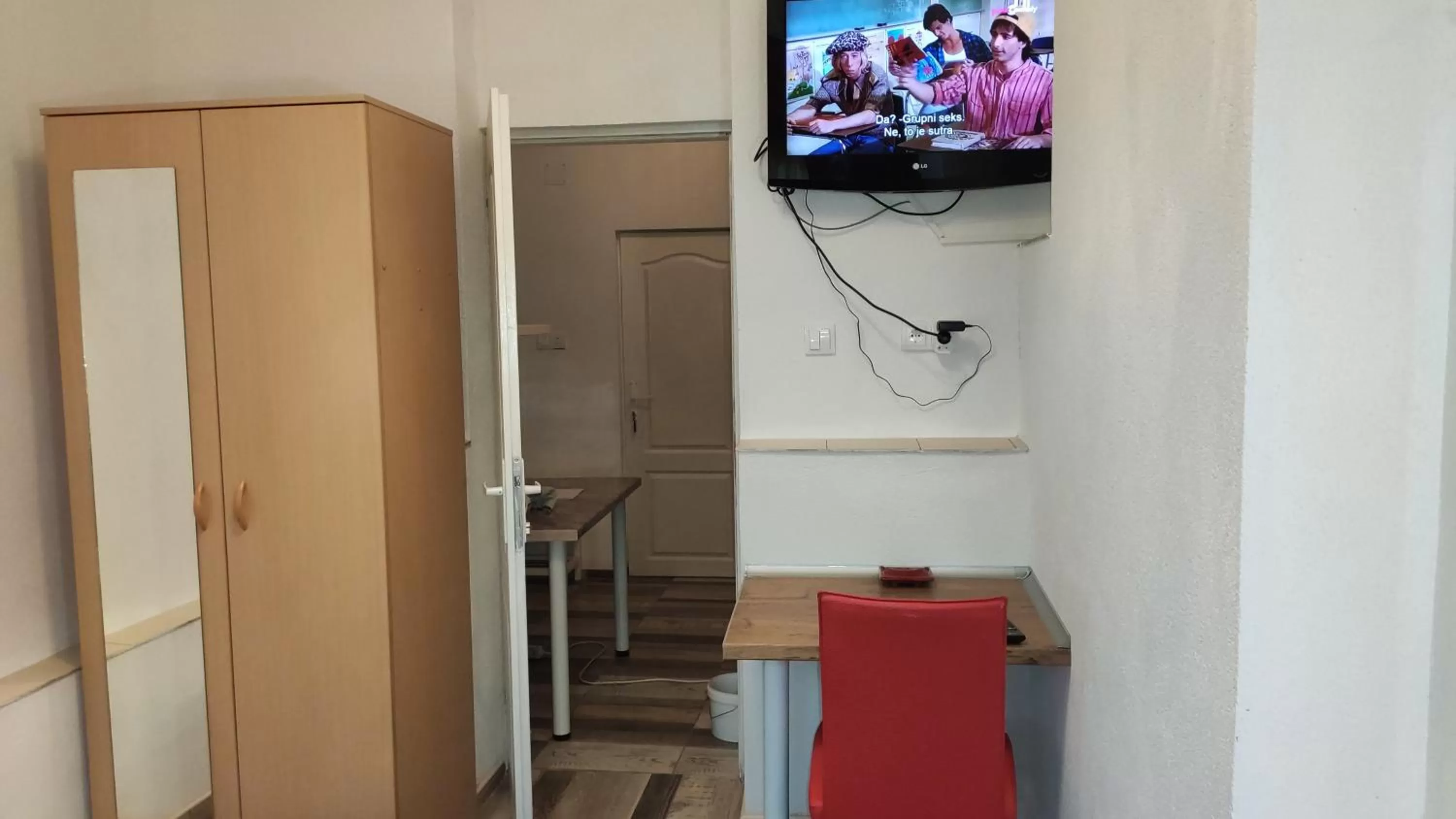 TV and multimedia, TV/Entertainment Center in Banja Luka šetalište