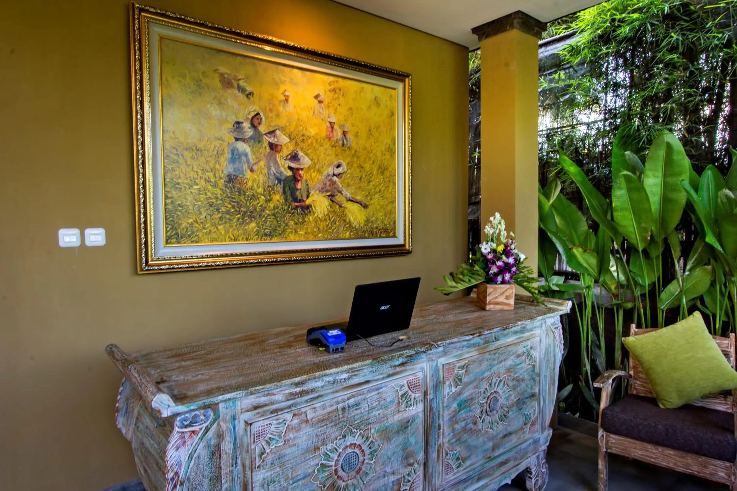 Lobby or reception in Ubad Retreat