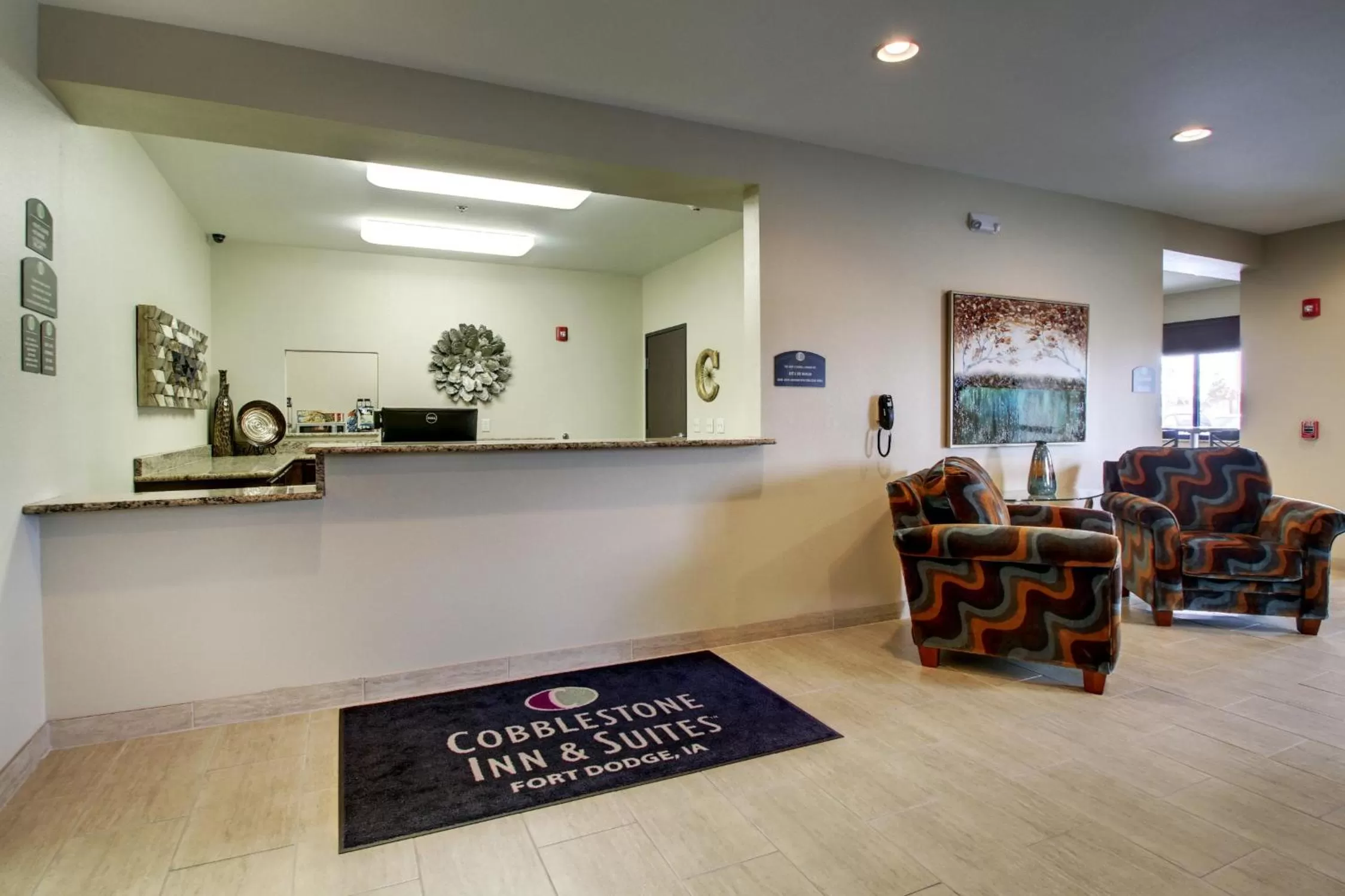 Lobby or reception in Cobblestone Inn & Suites - Fort Dodge