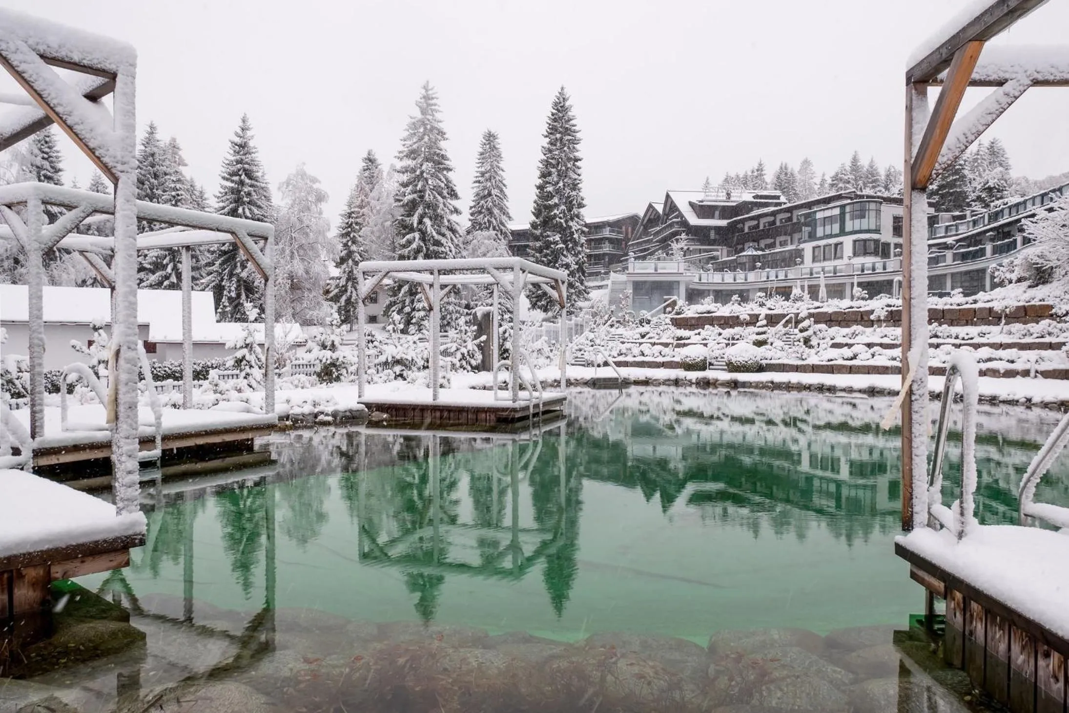 Winter, Swimming Pool in Astoria Resort