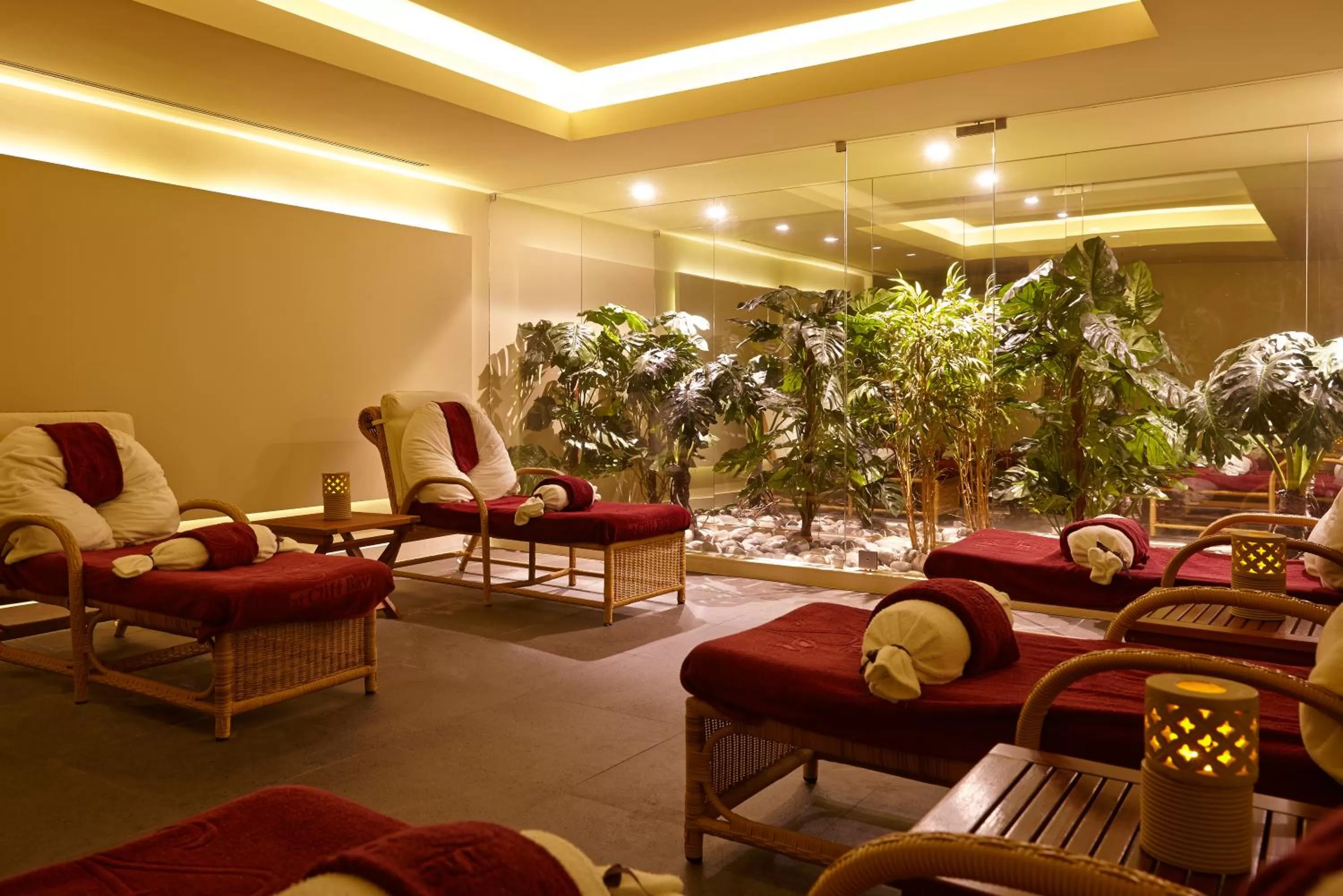Spa and wellness centre/facilities in The Cliff Bay - PortoBay