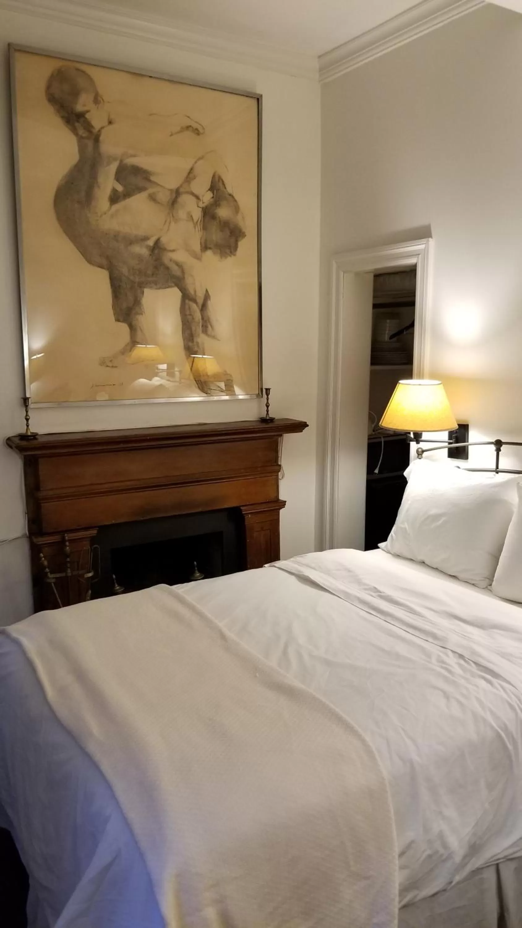 Photo of the whole room, Bed in Incentra Village Hotel