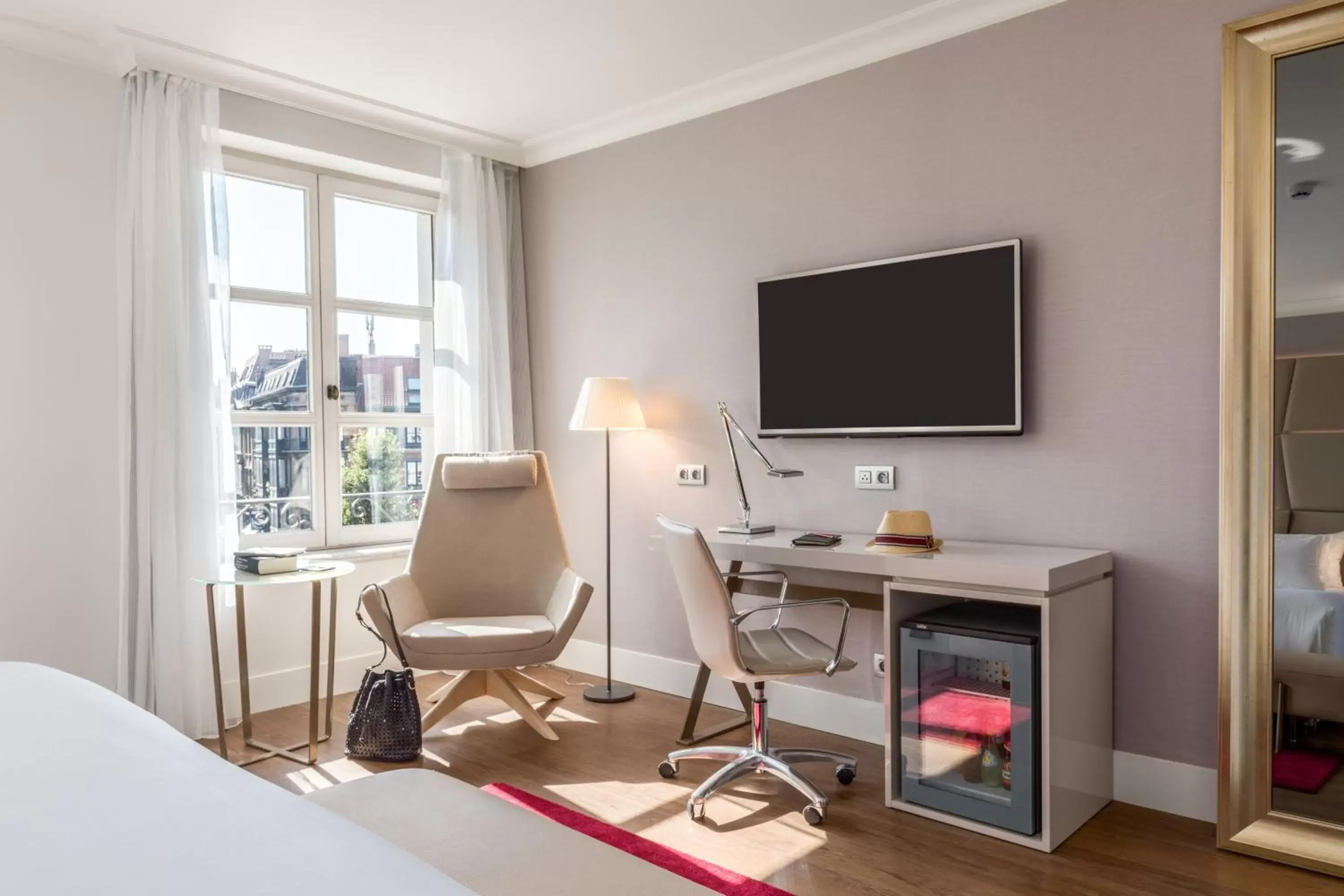 Premium Double or Twin Room in NH Collection Brussels Grand Sablon Premium Double or Twin Room in NH Collection Brussels Grand Sablon