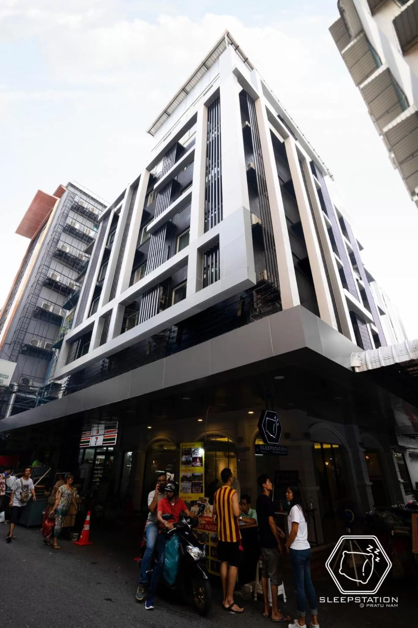 Property building in Sleepstation at Pratunam