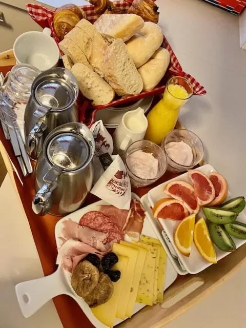 Breakfast in Hotel Adornes