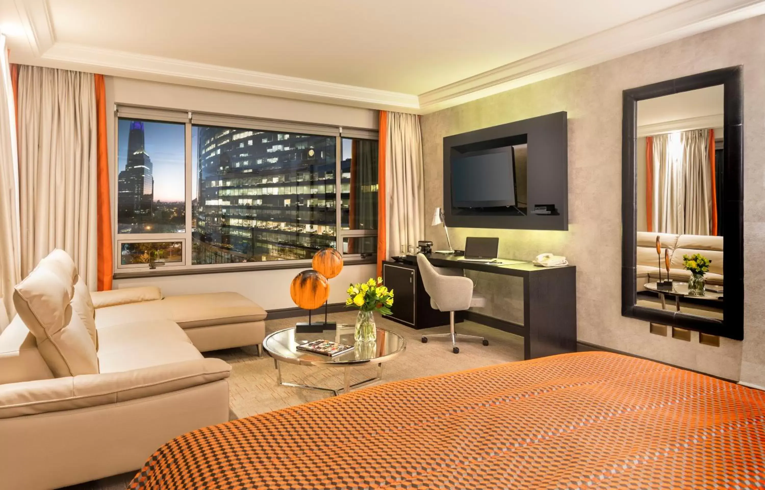 Deluxe King Room in InterContinental Santiago by IHG Deluxe King Room in InterContinental Santiago by IHG