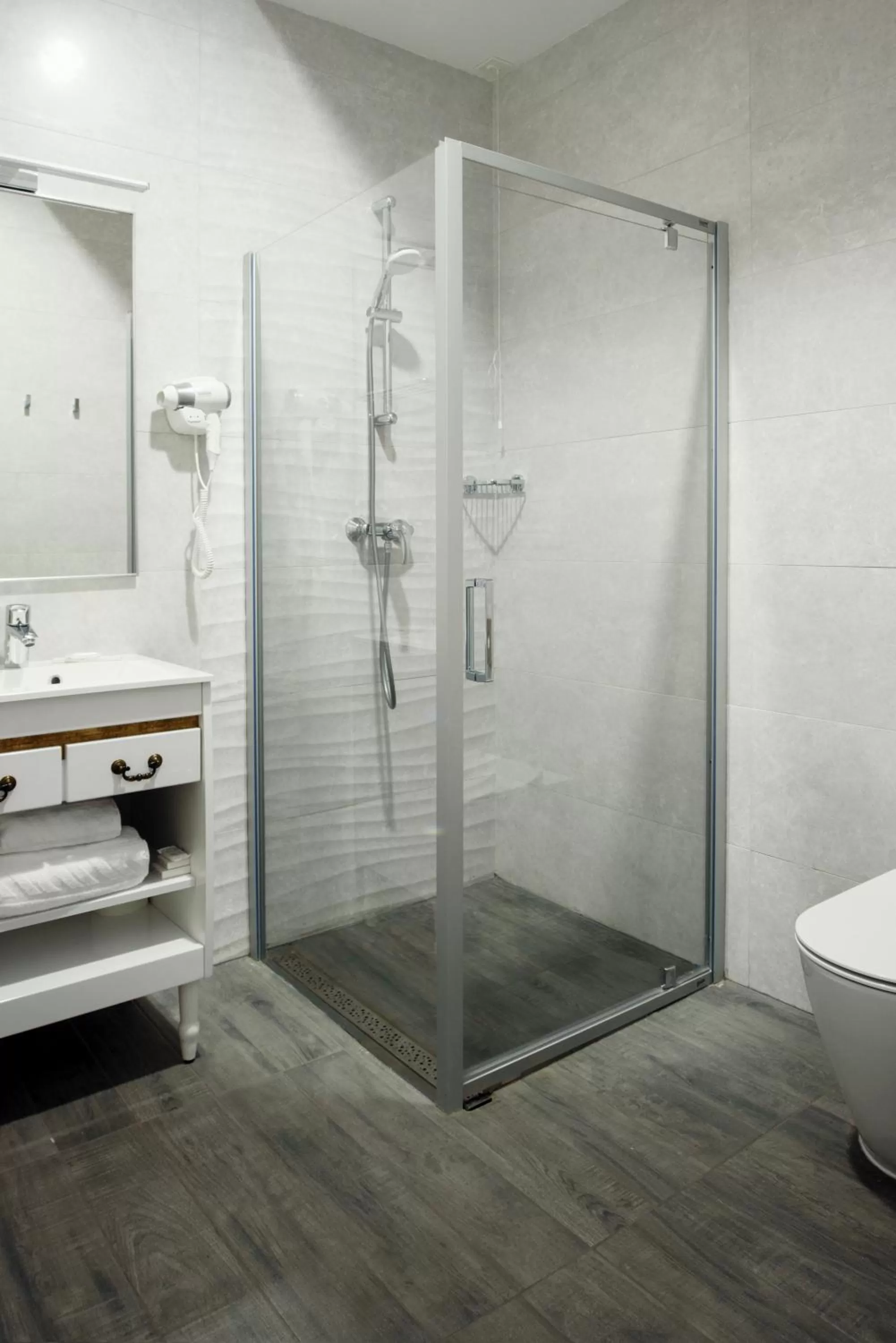 Shower in New Era Hotel Old Town Party Zone Bucharest- parking with fee nearby - NOT at the hotel !