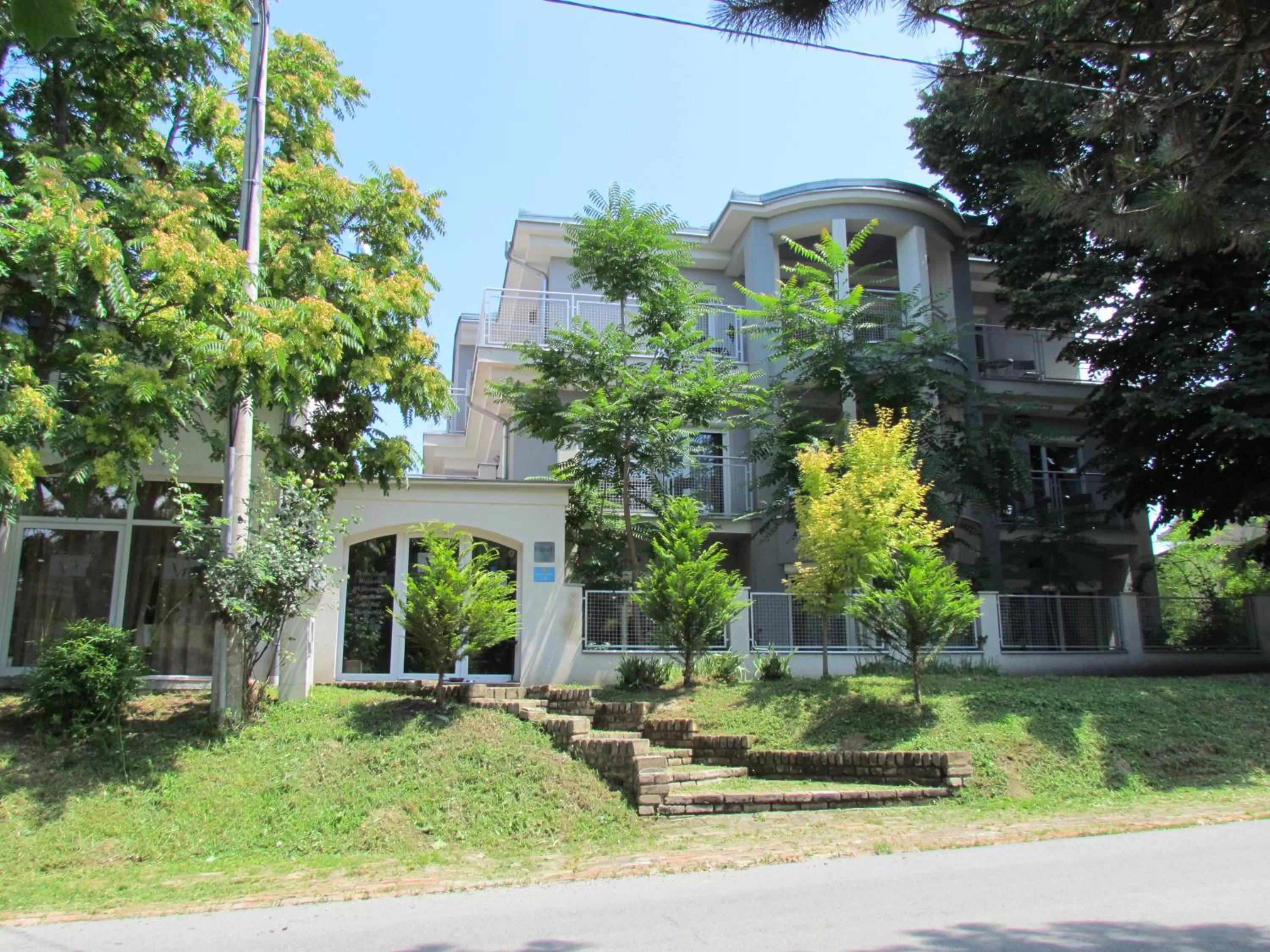 Property building in Vila Vanda Vukovar