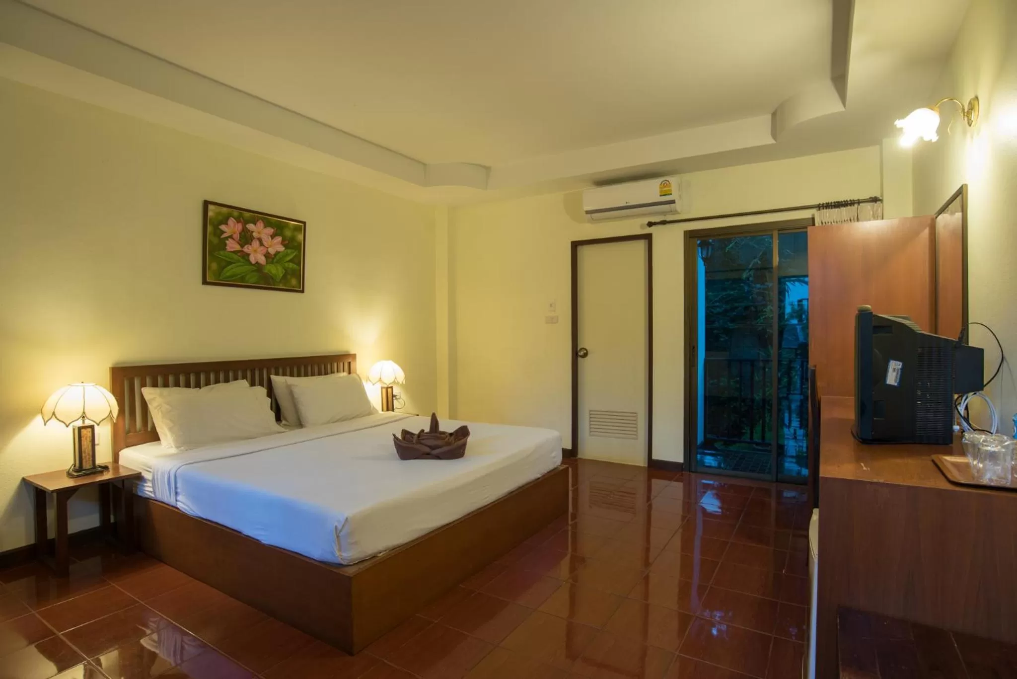 Bed in Riverside House Hotel