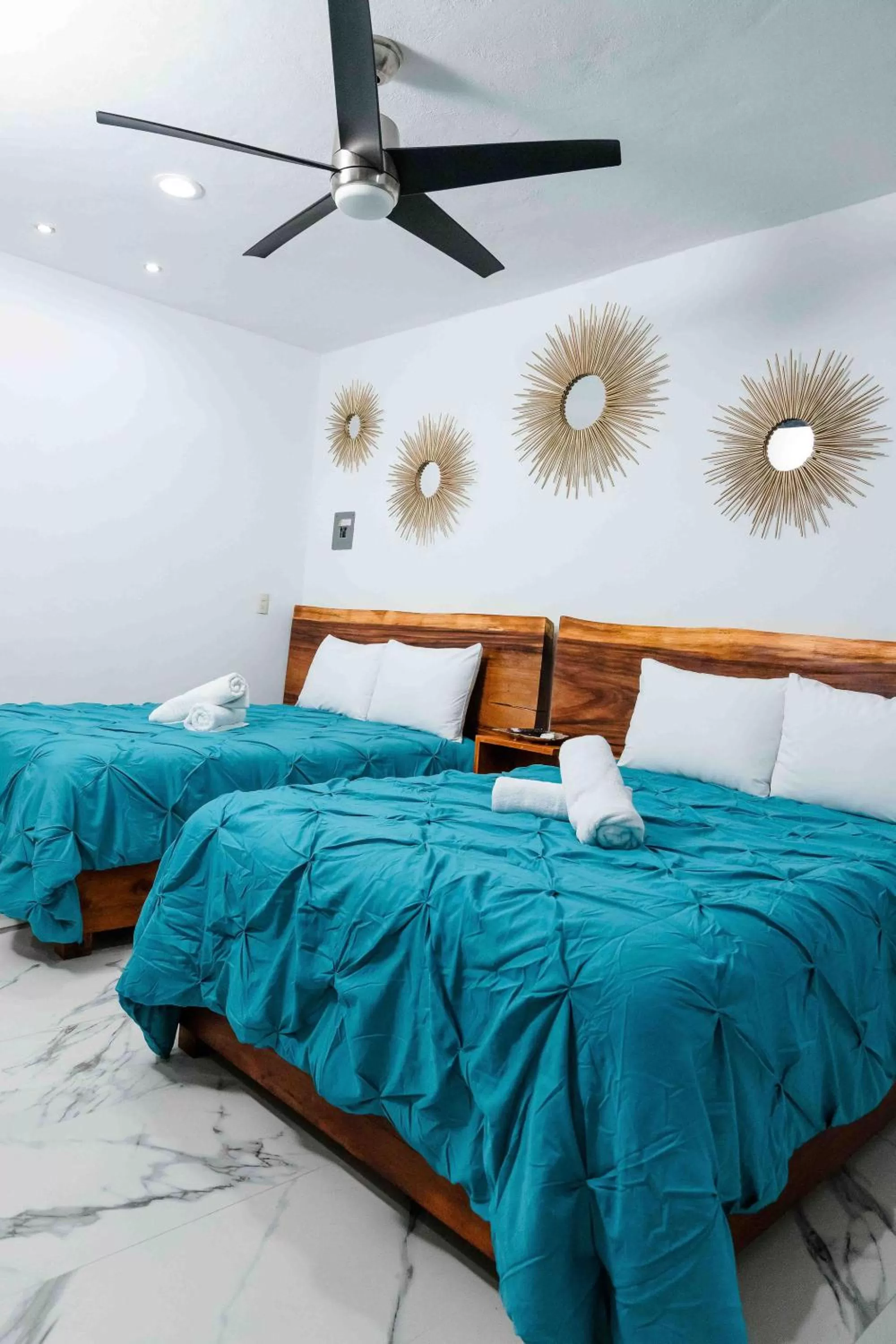 Bed in Hotel Naomi City center