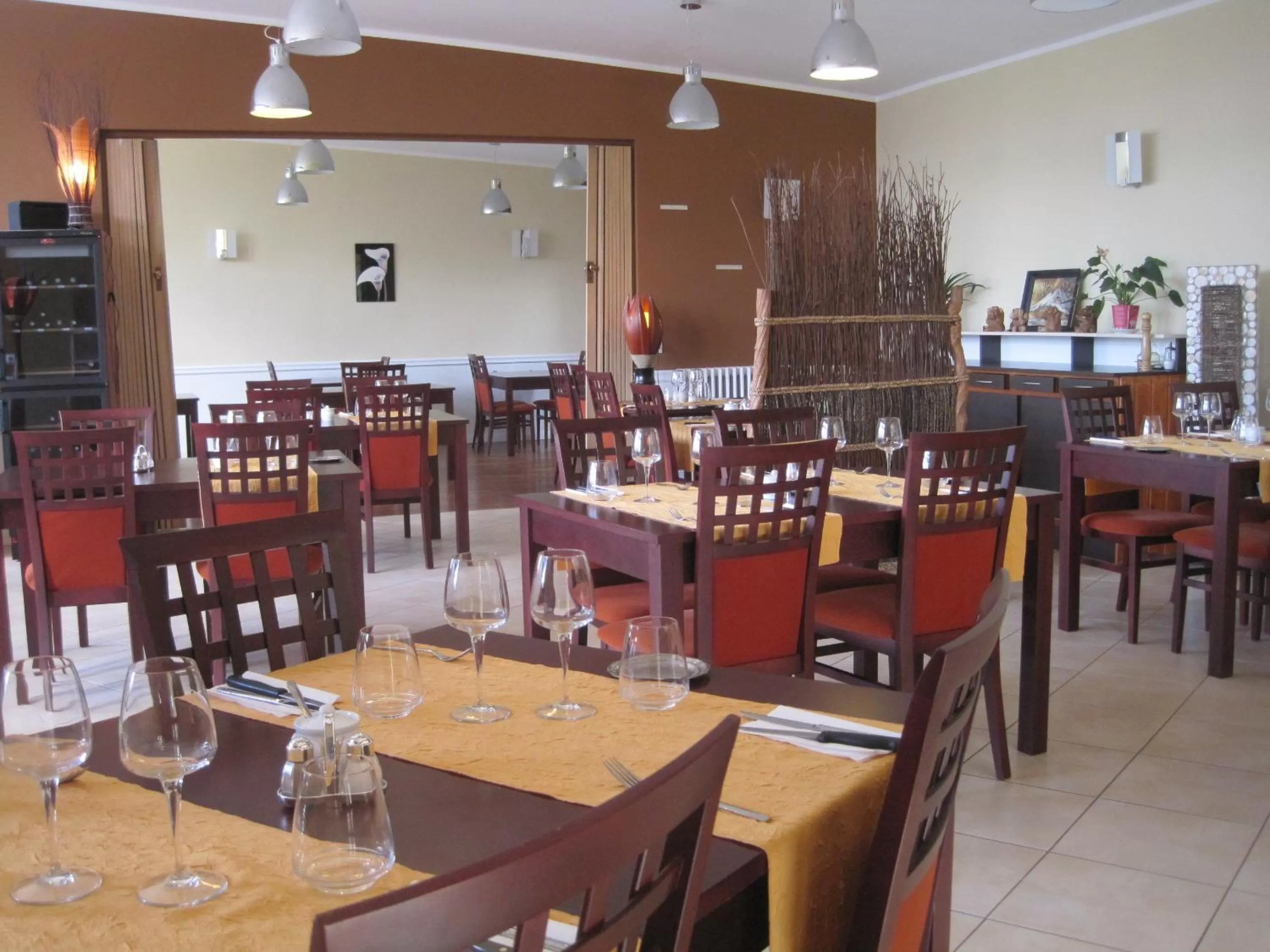 Restaurant/places to eat in Hotel Restaurant Rive Gauche