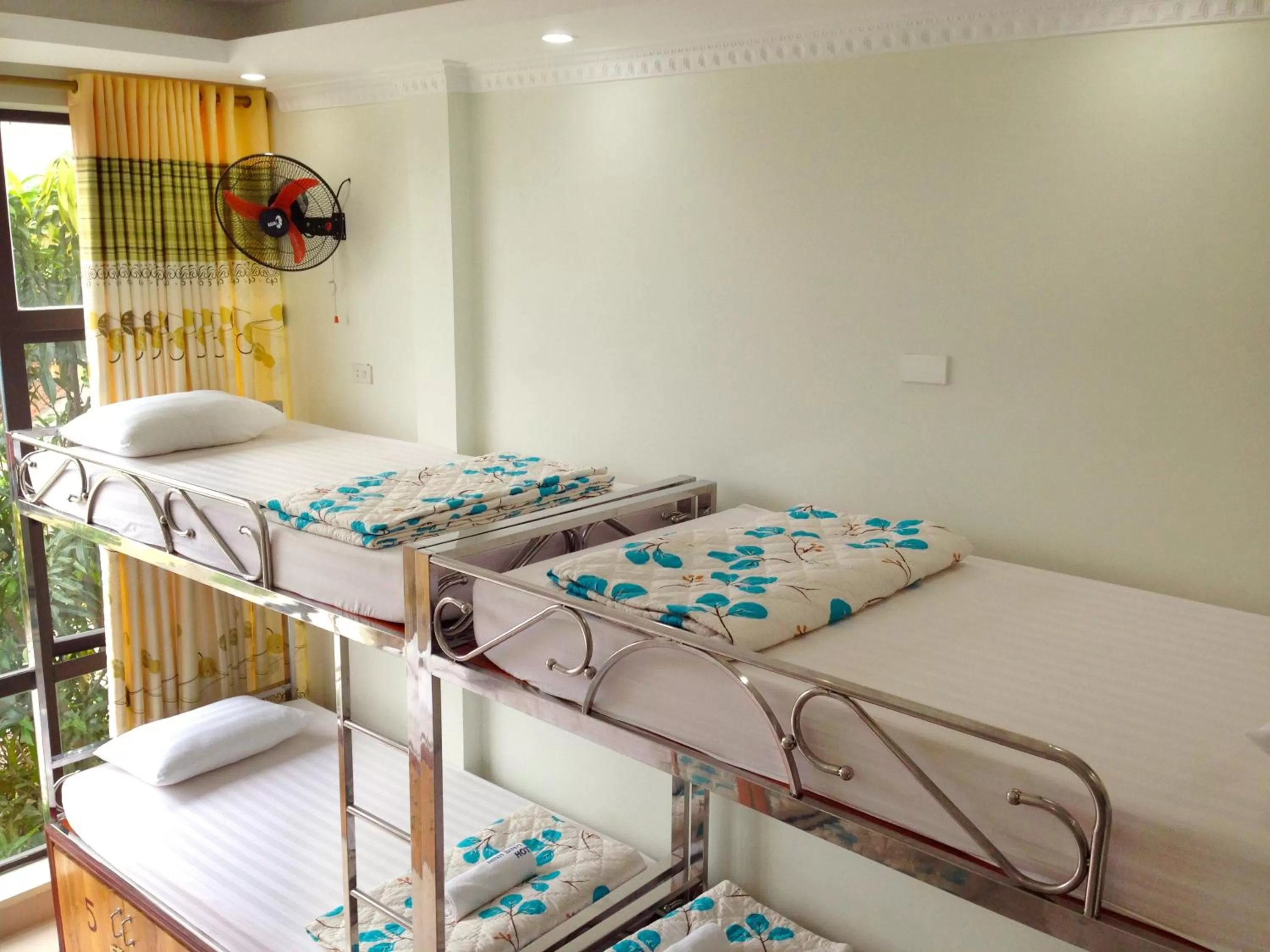 Day, Bed in Ninh Binh Central Hotel