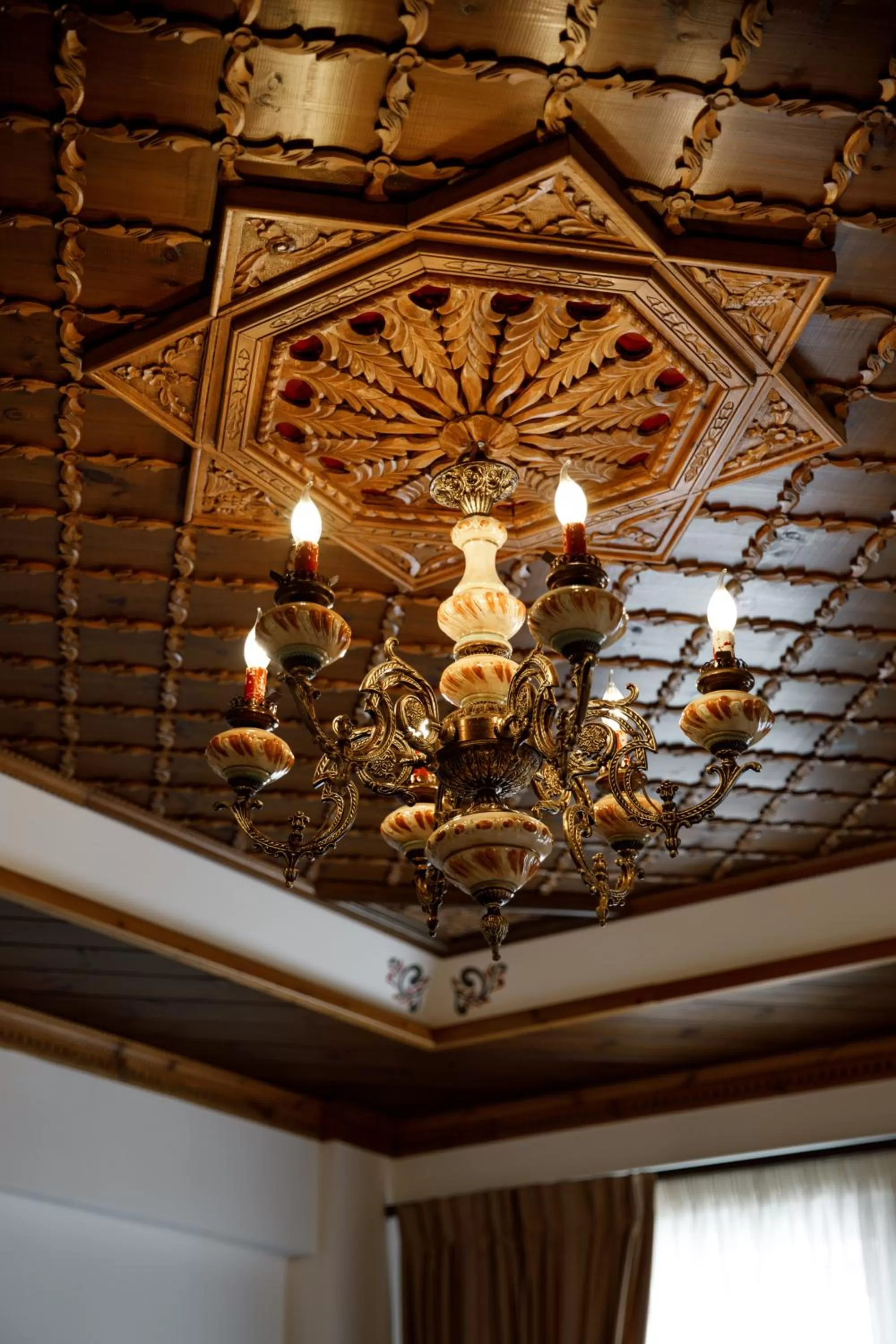 Decorative detail in Rose Garden Hotel