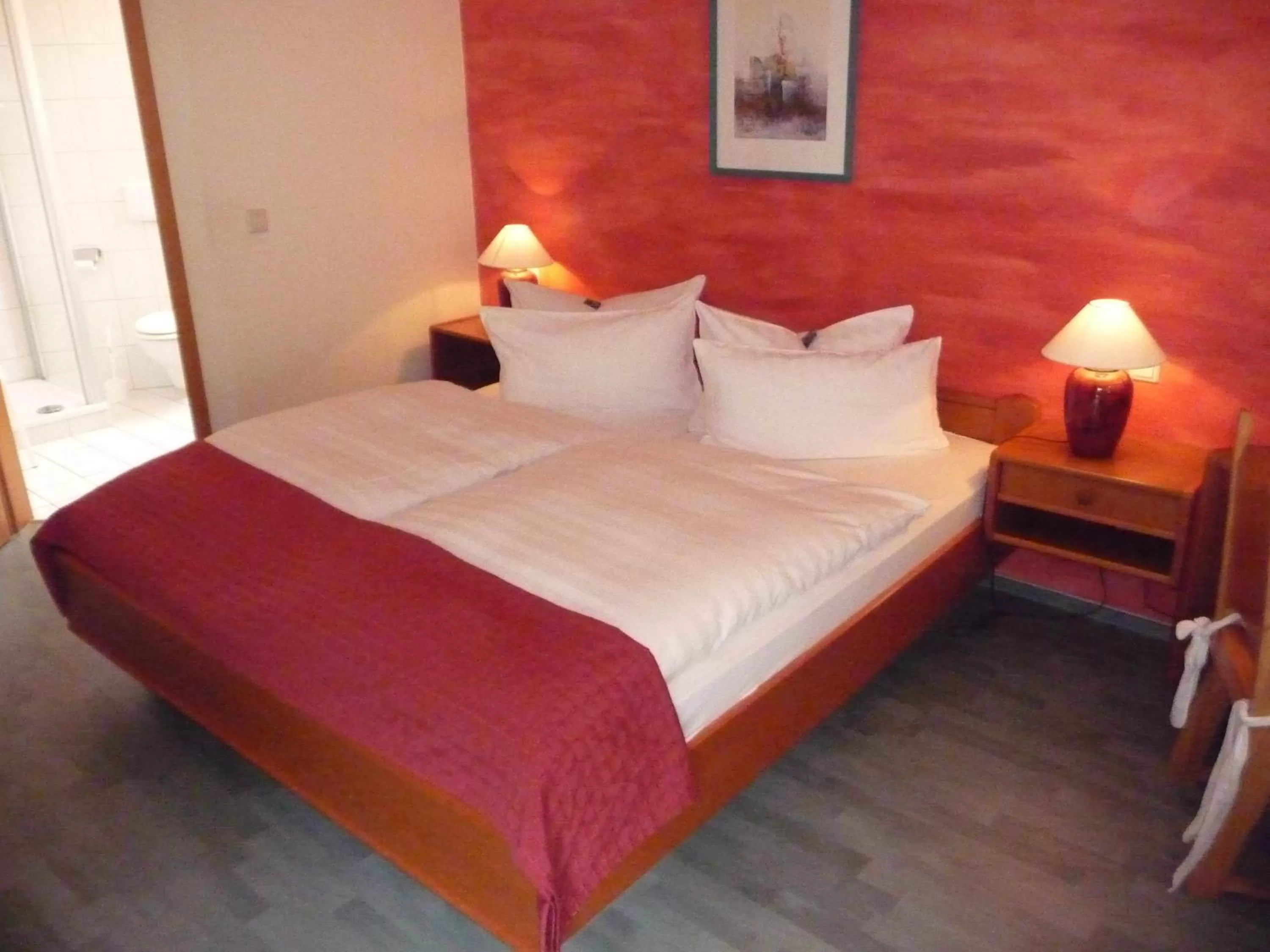 Photo of the whole room, Bed in Hotel Am Grudenberg