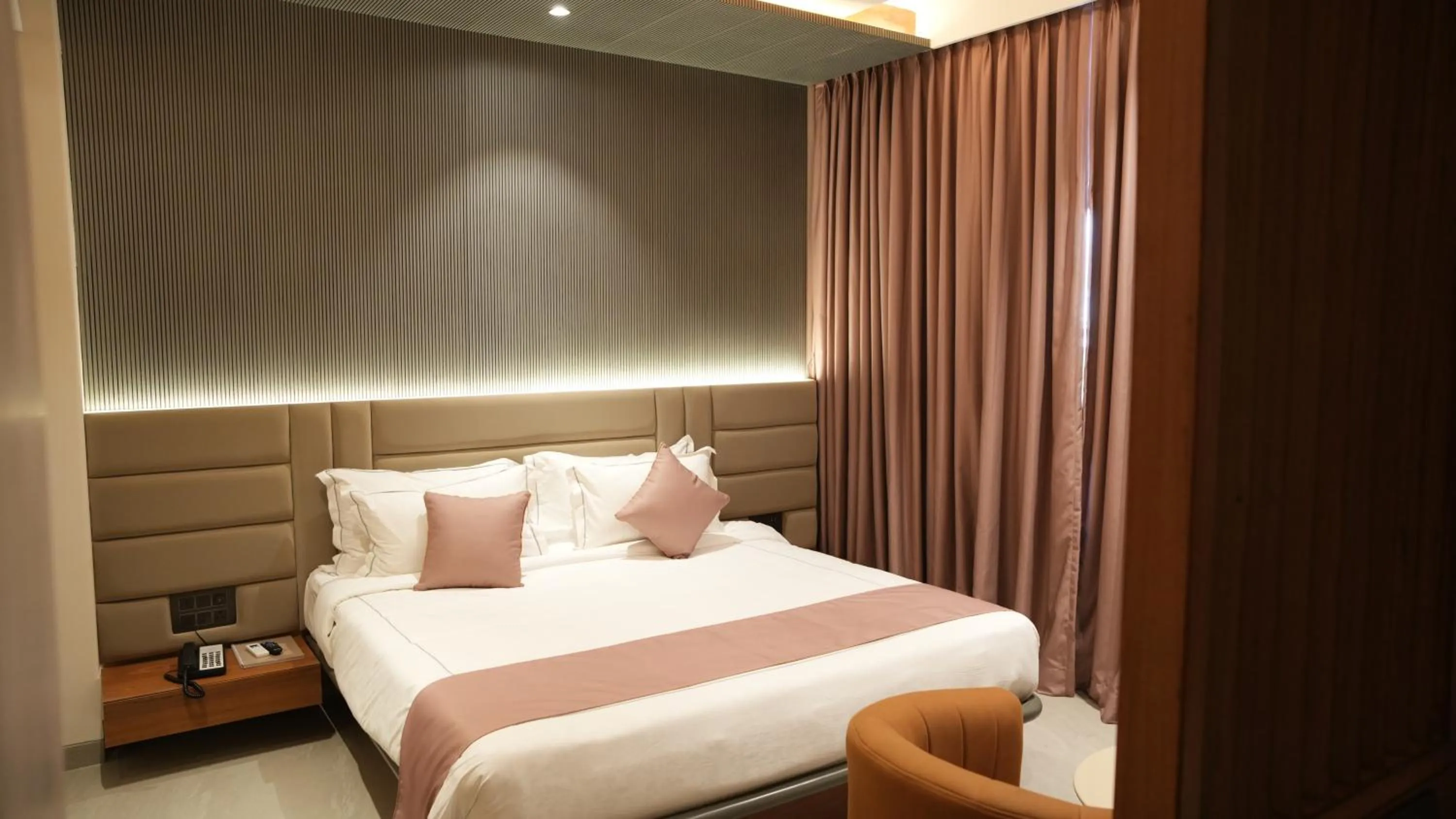 Bed in Jivanta Shirdi