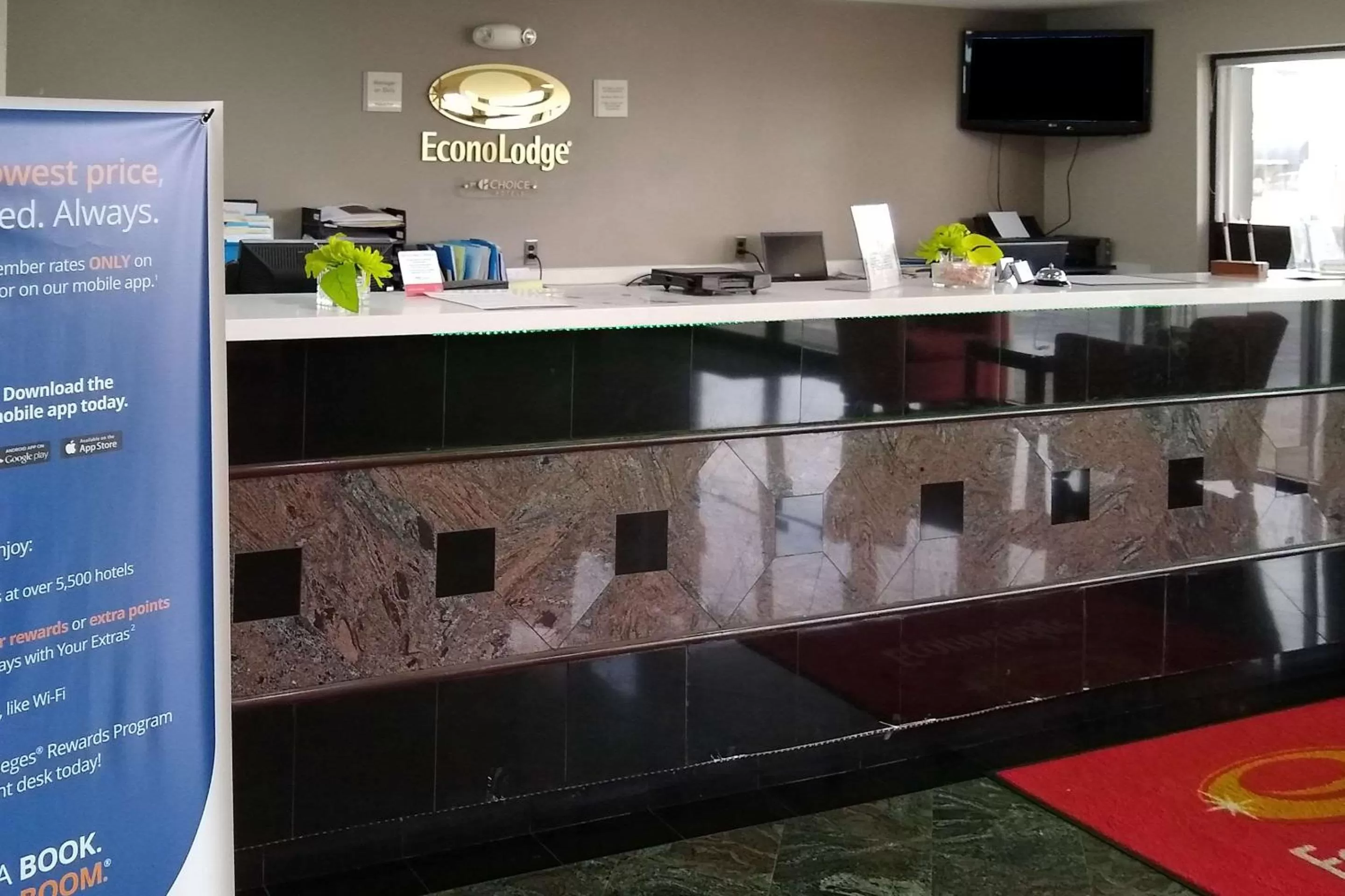 Lobby or reception in Econo Lodge Inn & Suites West - Energy Corridor