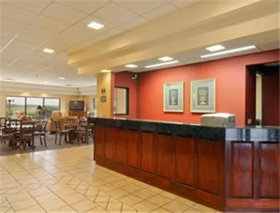 Lobby or reception in Days Inn by Wyndham Metter