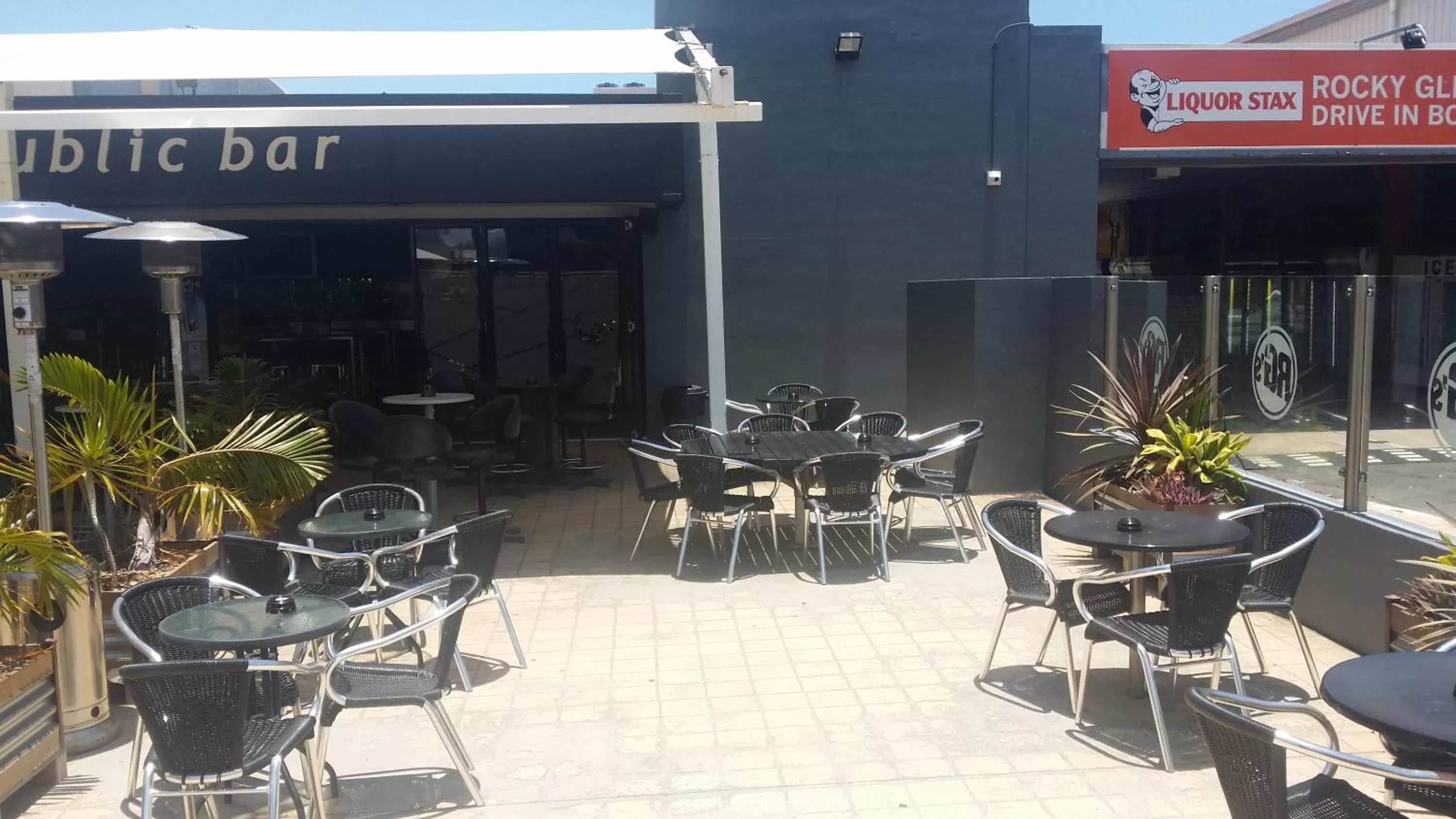 Patio, Restaurant/Places to Eat in Rocky Glen Hotel Motel Gladstone