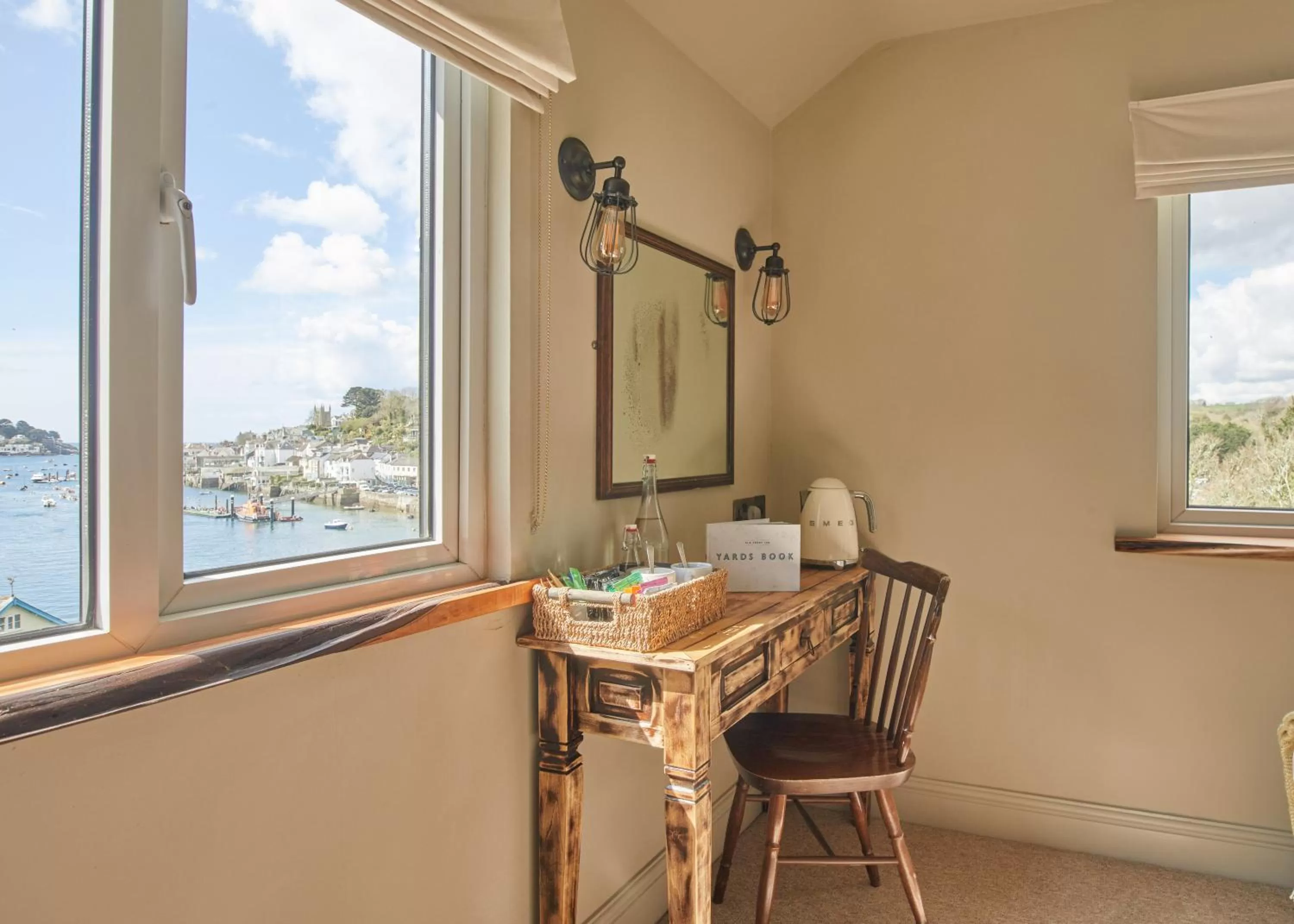 Sea view in The Old Ferry Inn