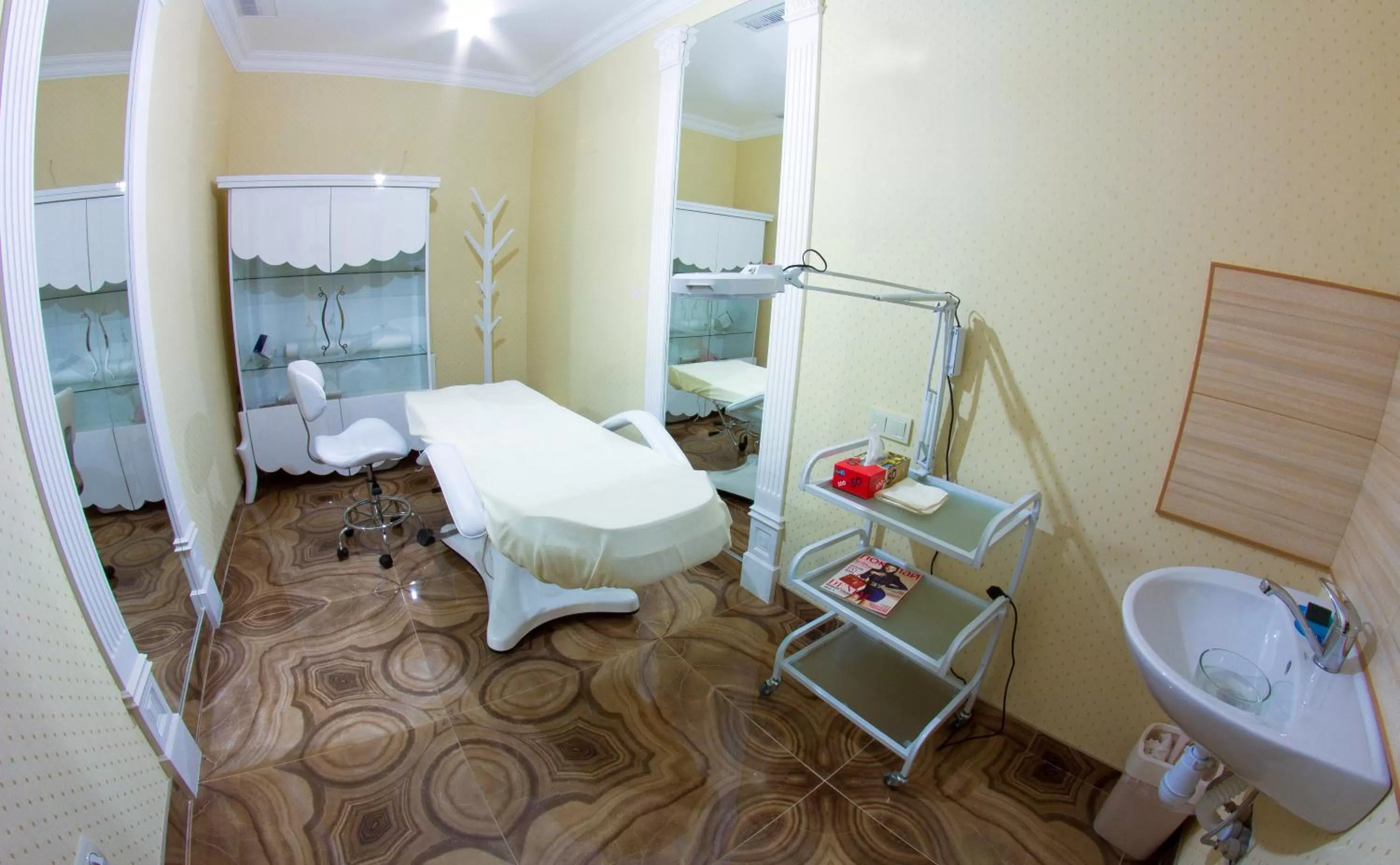 Massage in Boutique Hotel California