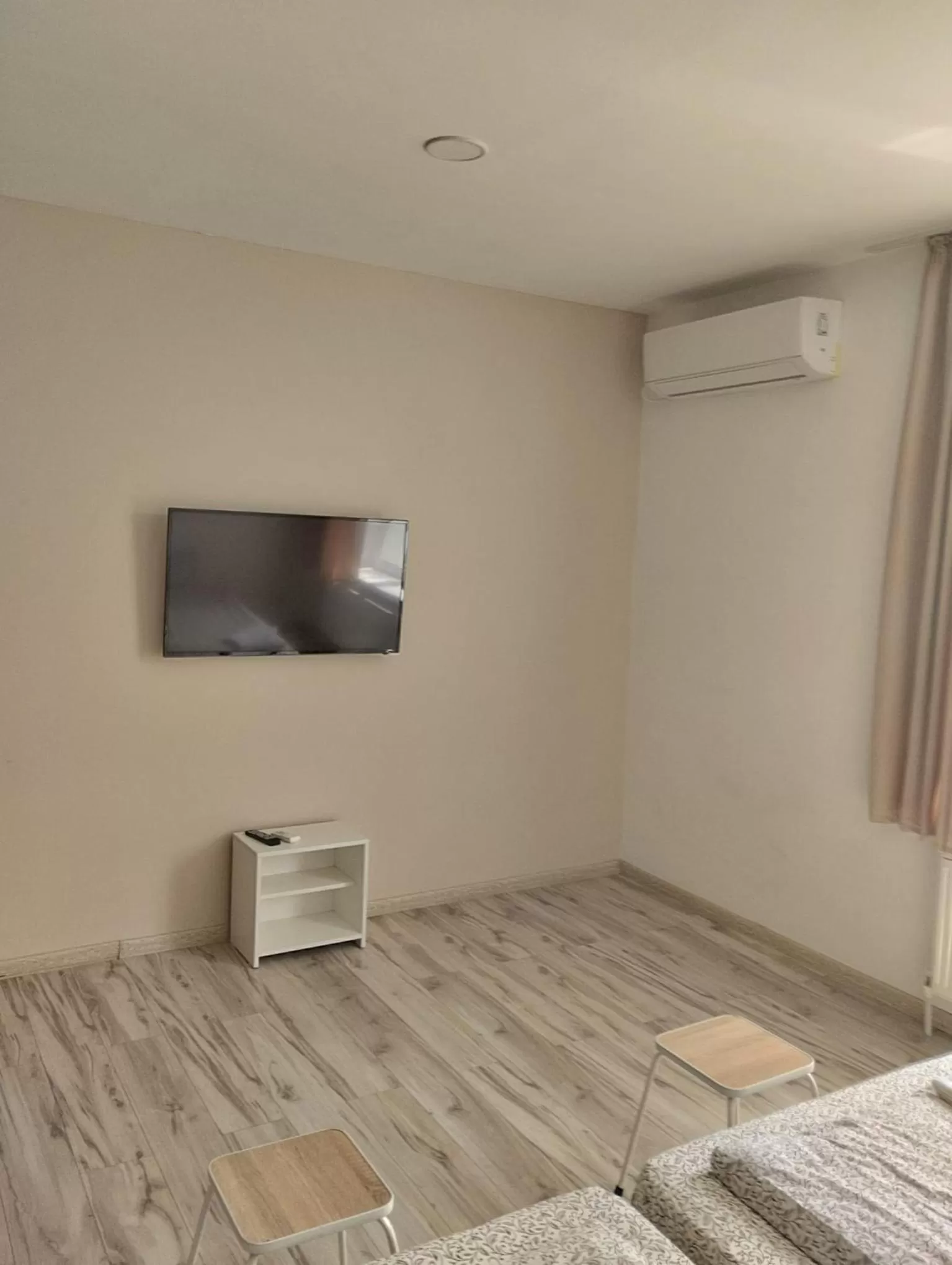 TV and multimedia, TV/Entertainment Center in PARK-hotel