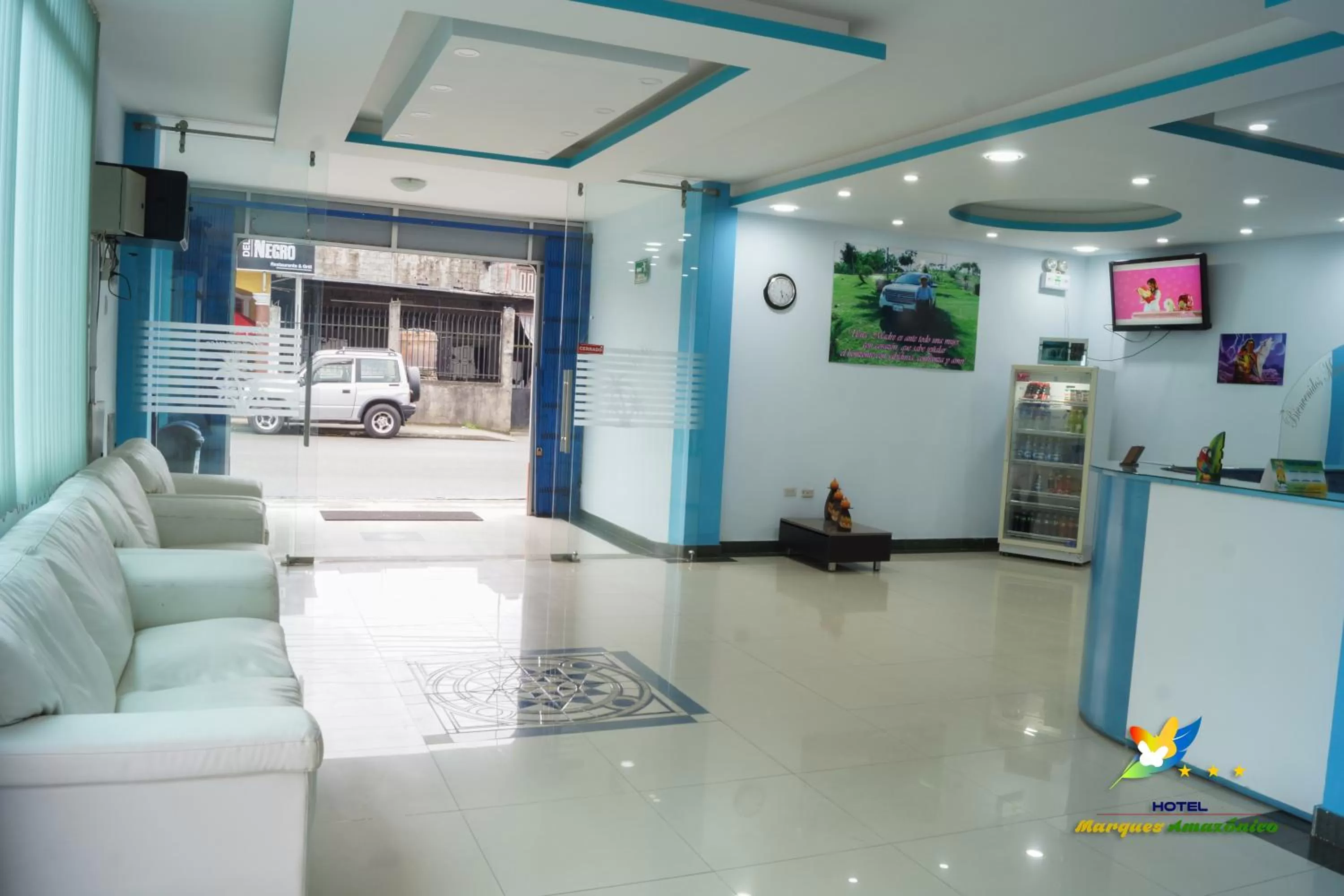 Communal lounge/ TV room, Lobby/Reception in Hotel Marques Amazonico