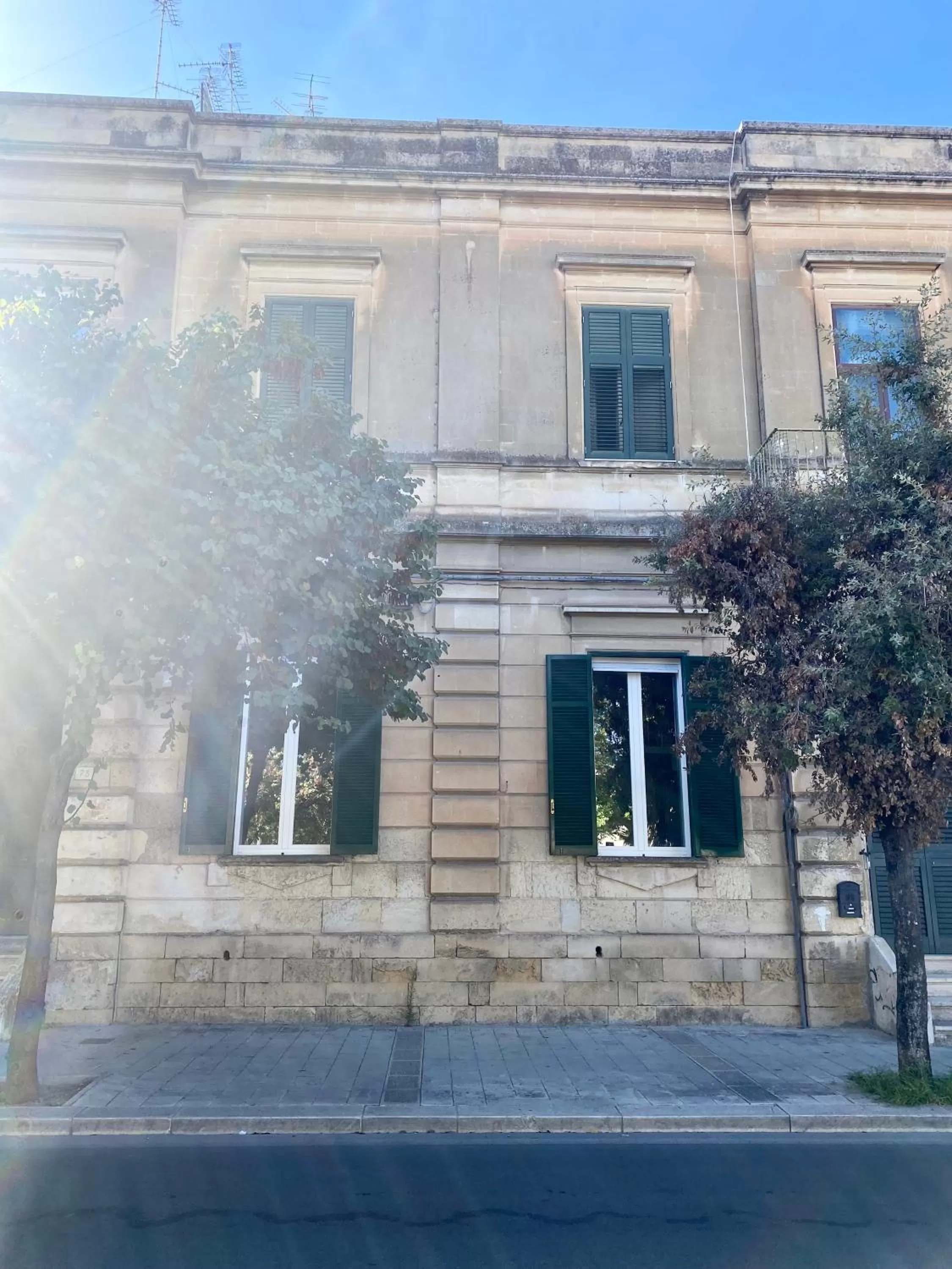 Property building in Suite Nina