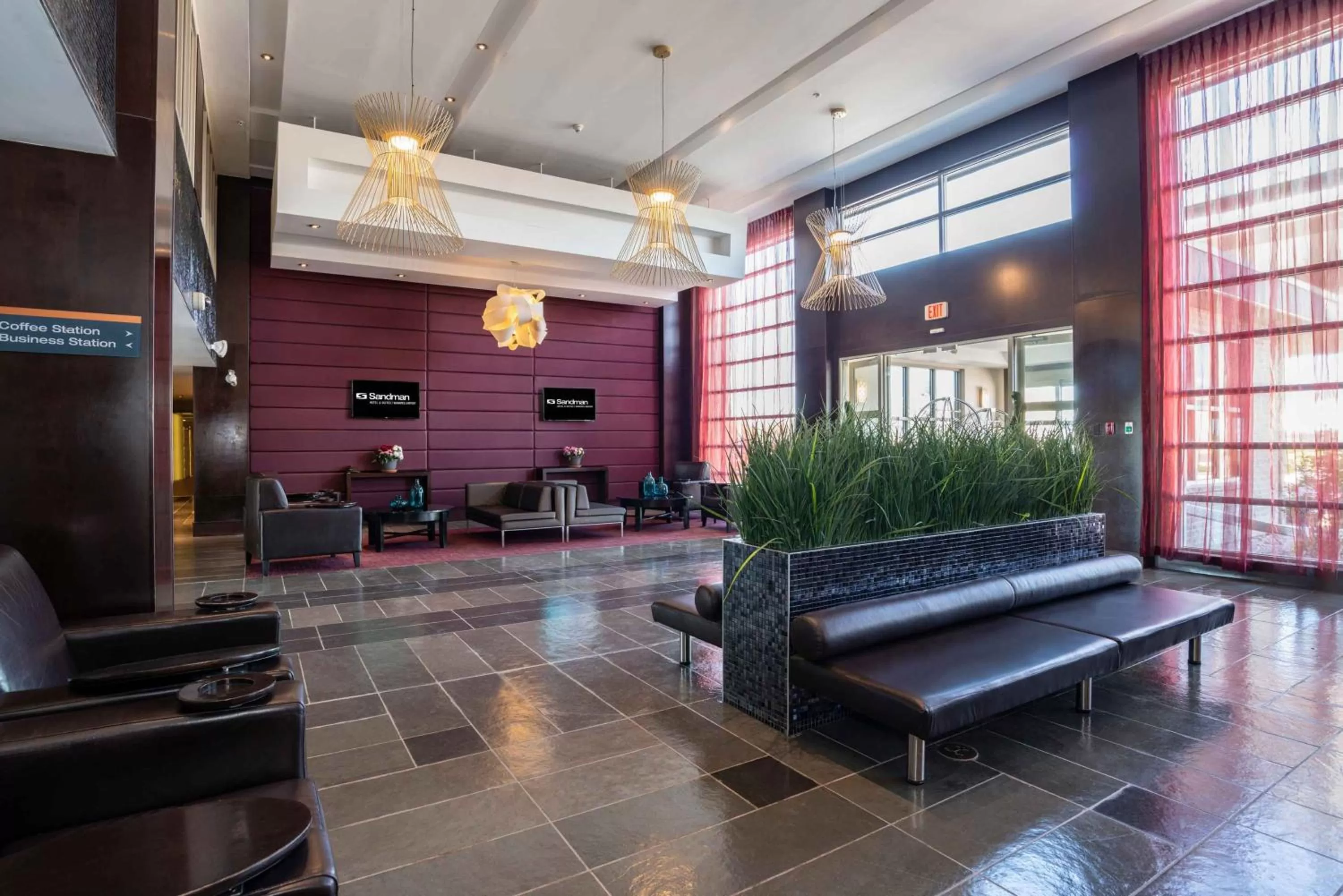 Lobby or reception in Sandman Hotel & Suites Winnipeg Airport