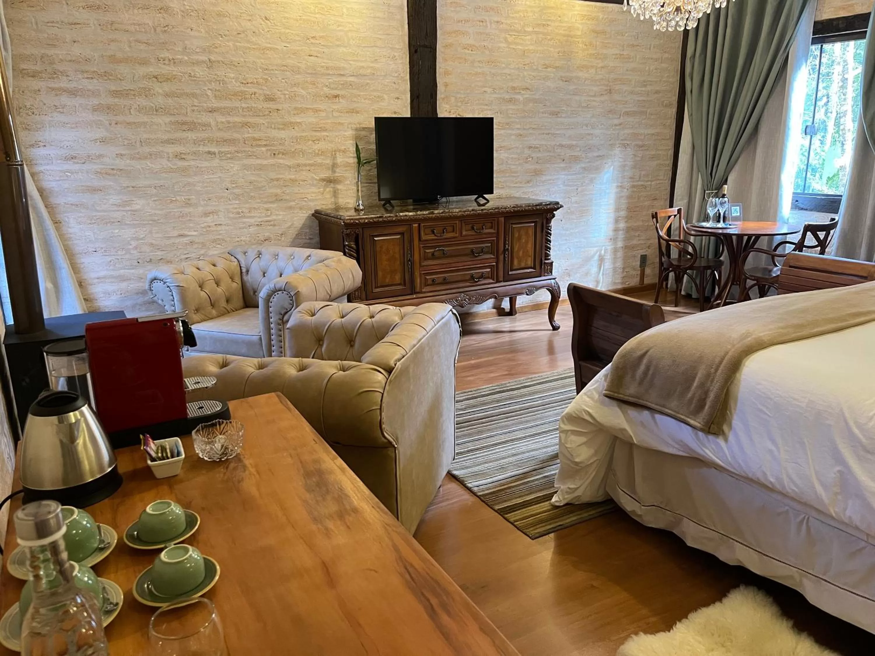 Photo of the whole room, Bed in Pousada Dona Bendita