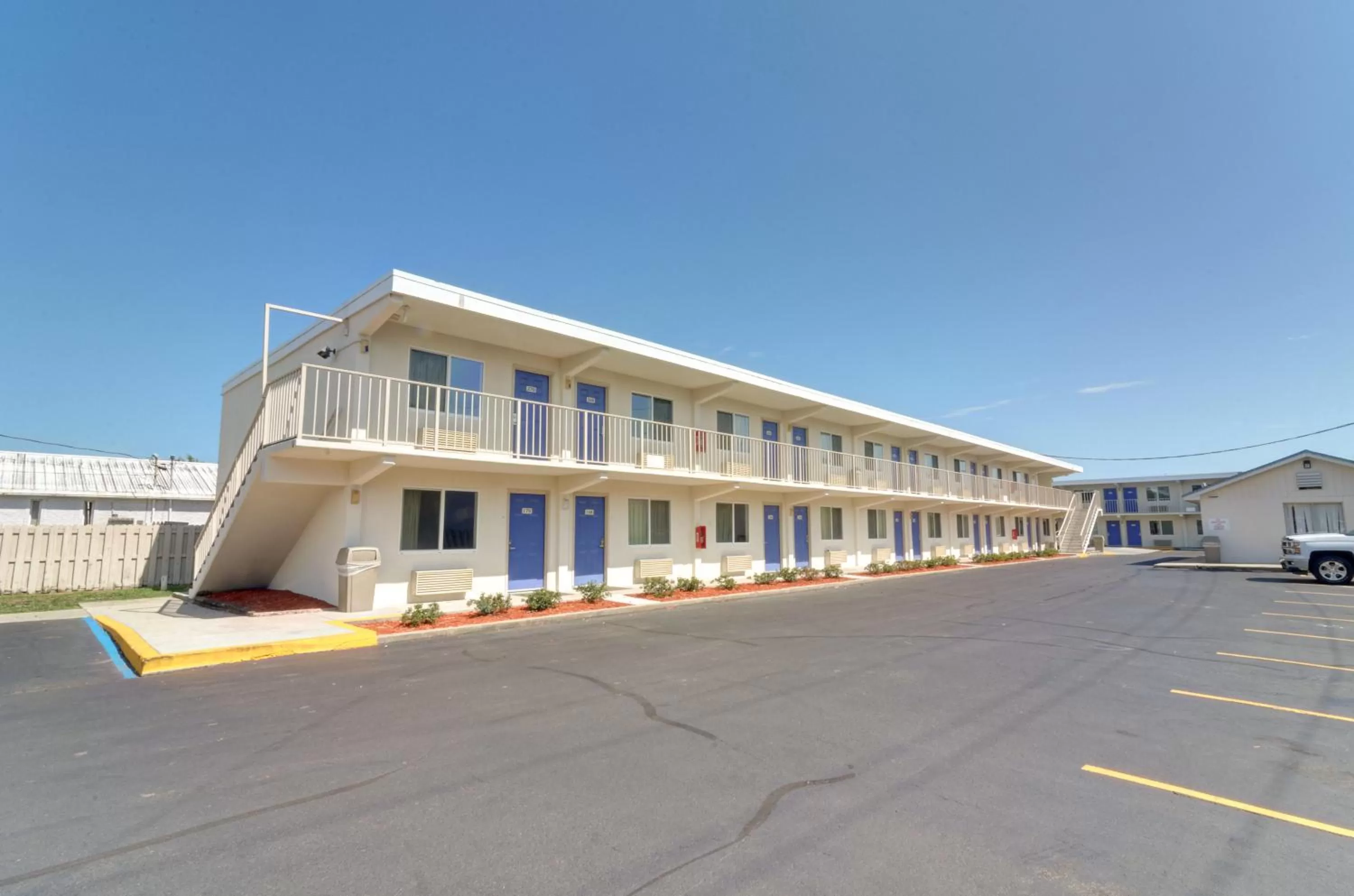 Facade/entrance in Motel 6-Destin, FL