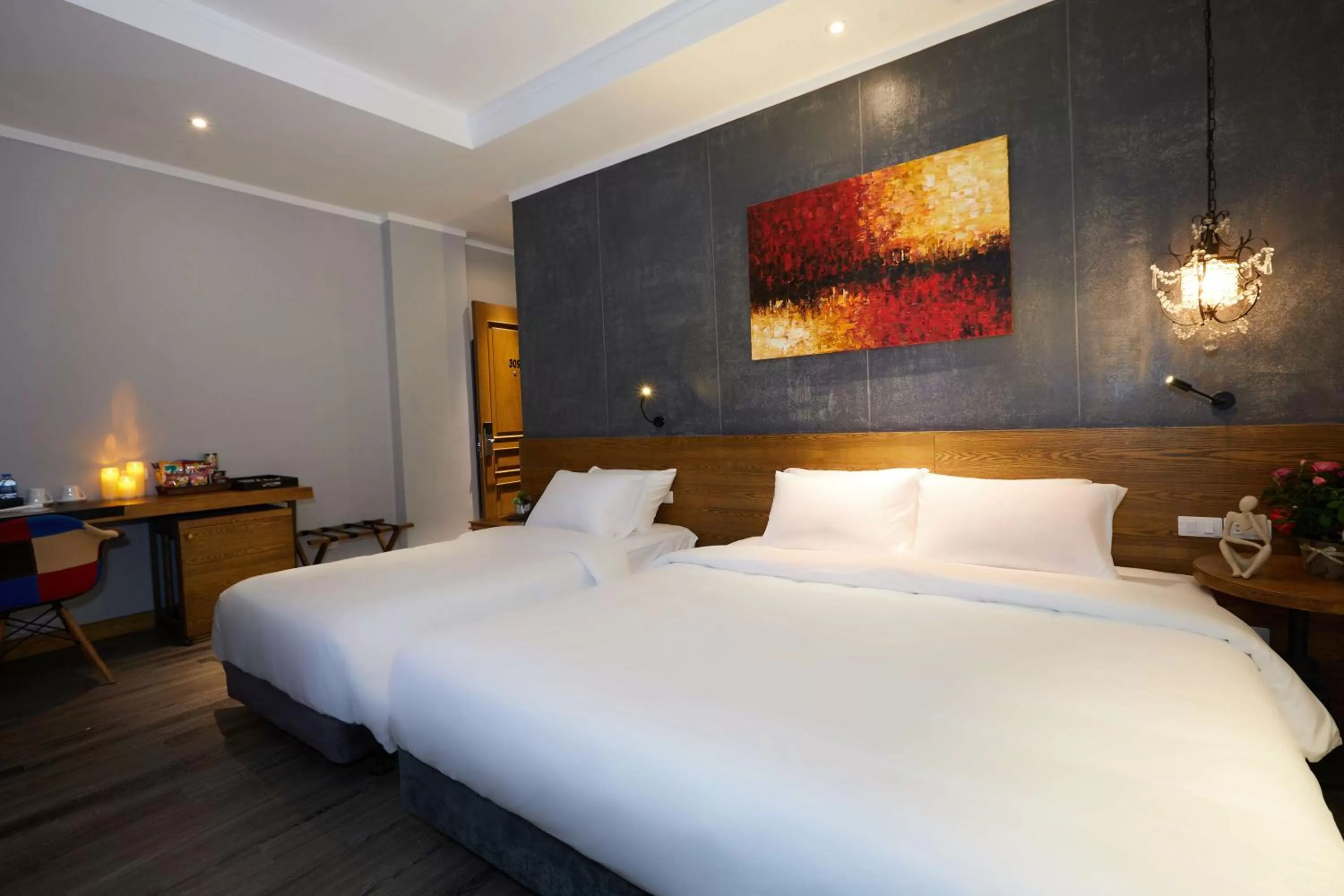 Bed in HaNoi Calido Hotel